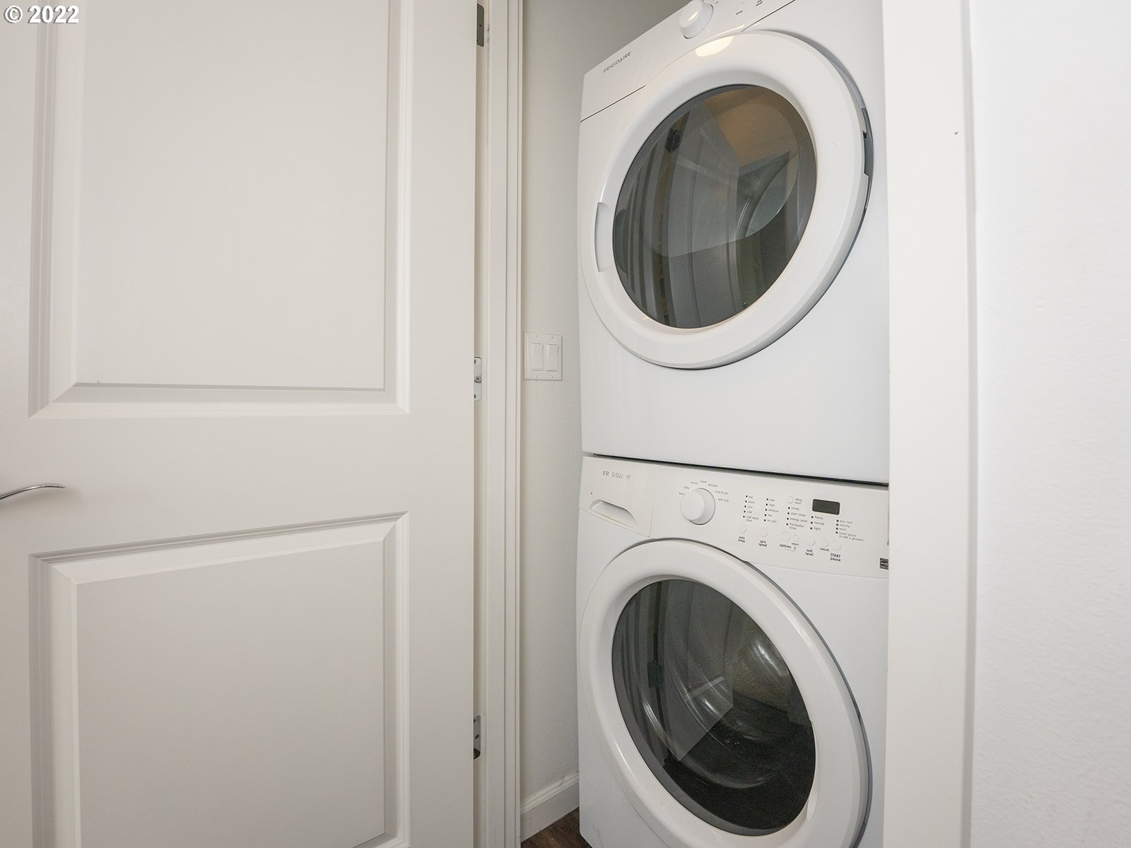 Photo #3: 22452515 Listing 