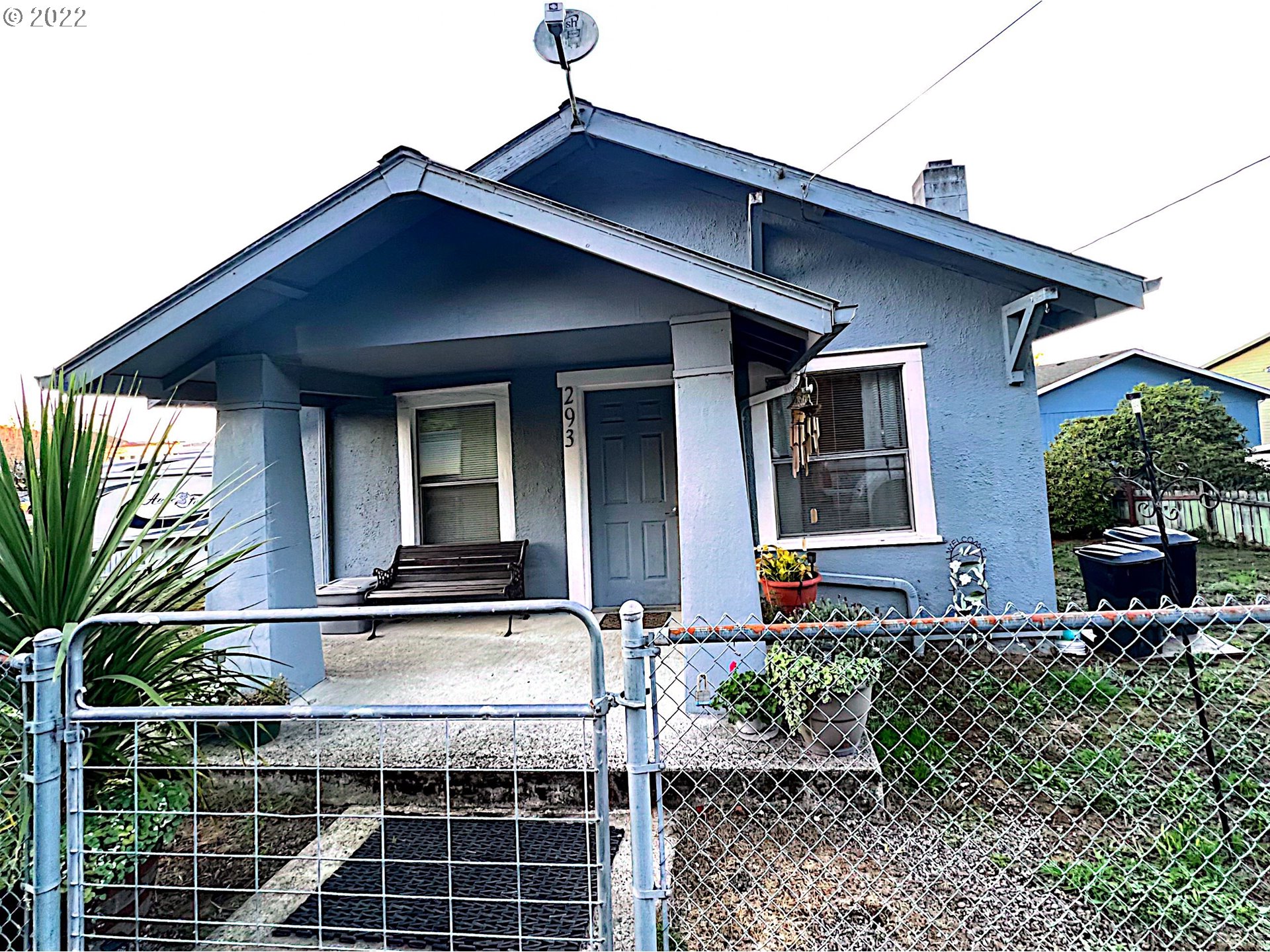 Cute 2 bedroom, 1 bathroom. Great location, perfect as a rental or Airbnb. Lots of parking room with RV hookups & full basement for all your fishing and crabbing gear. Selling AS-IS.