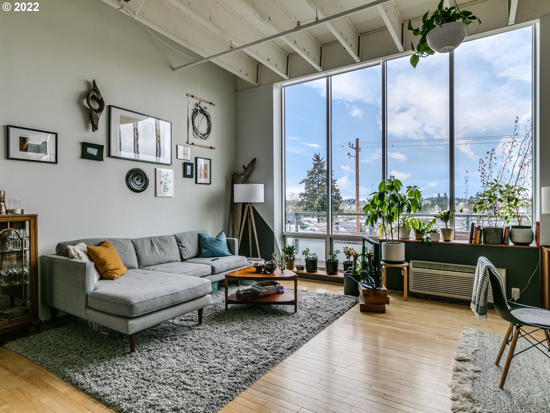 Photo #4: 22463976 Listing 