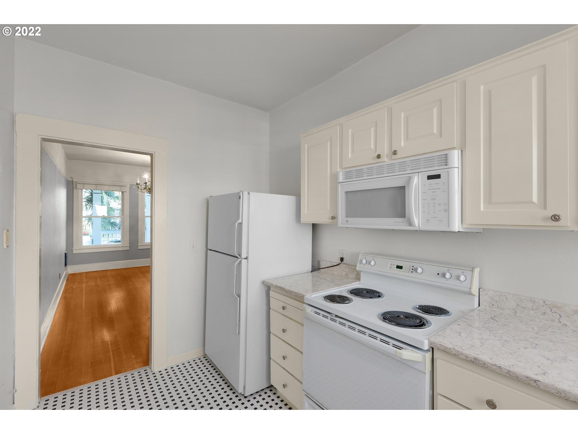 Photo #4: 22469554 Listing 