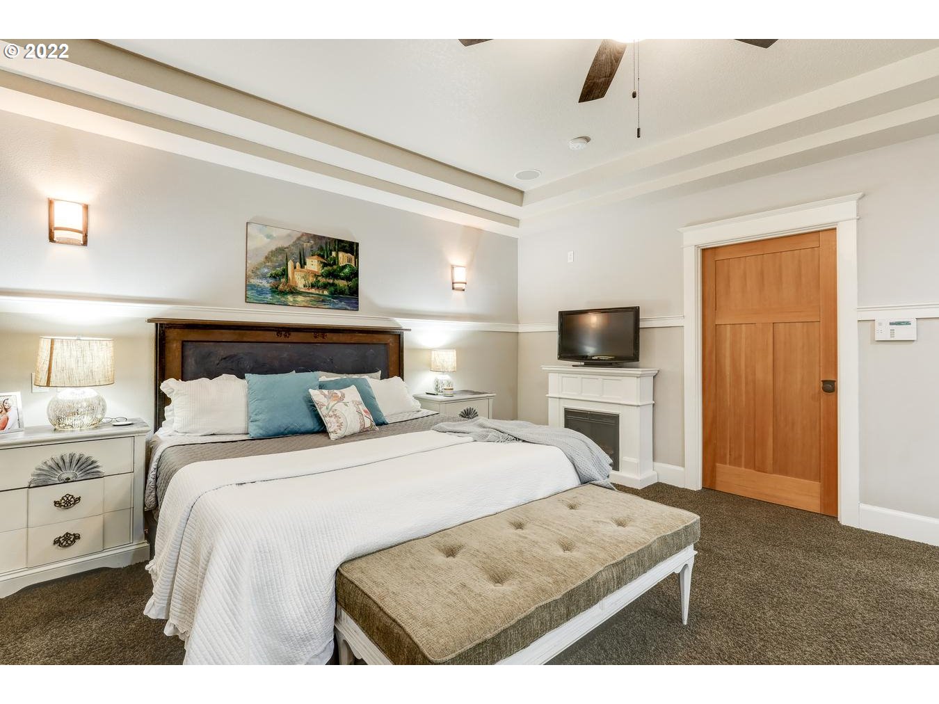 Bedroom, Owner's Suite-Main