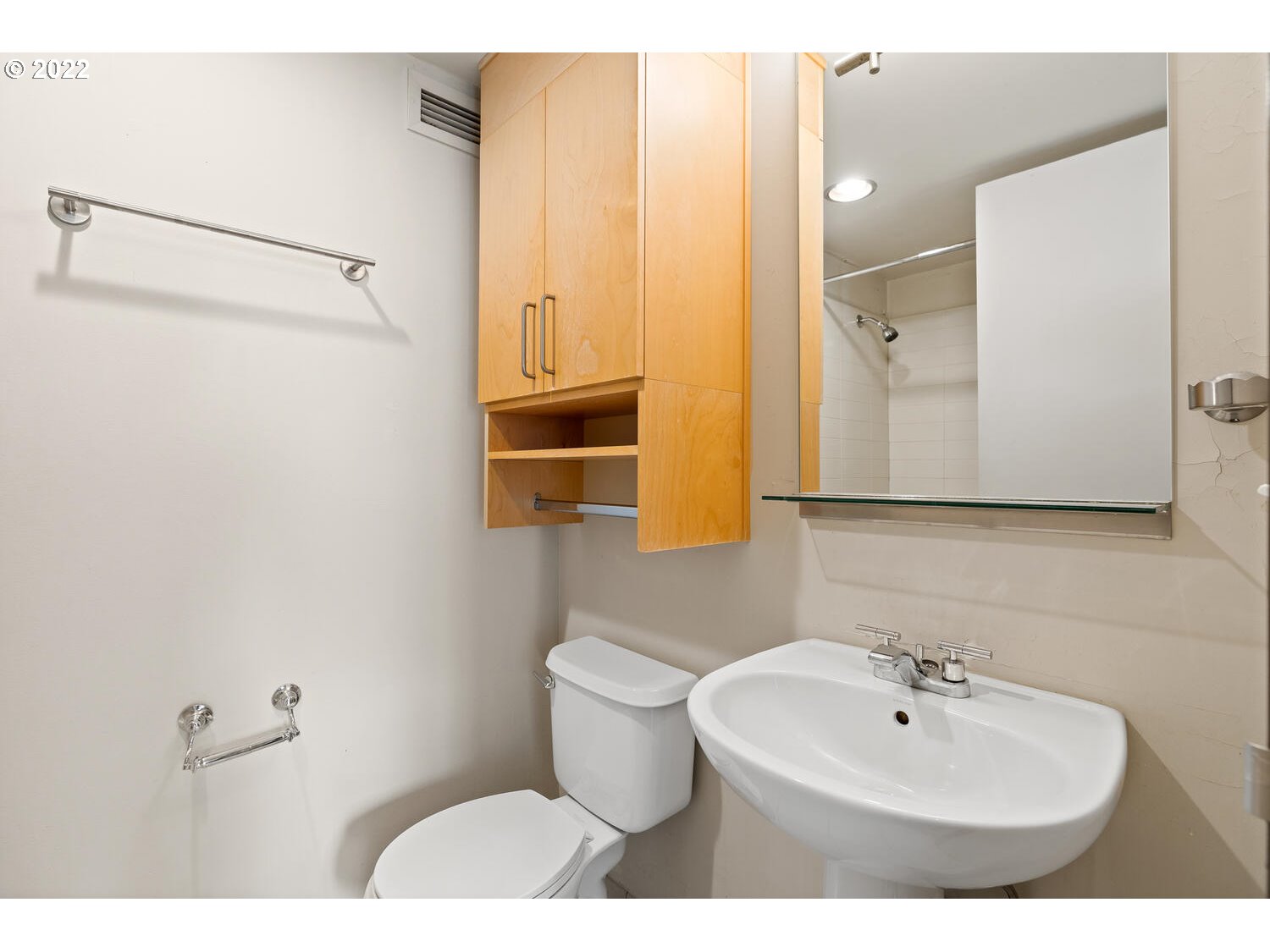 Photo #6: 22478613 Listing 
