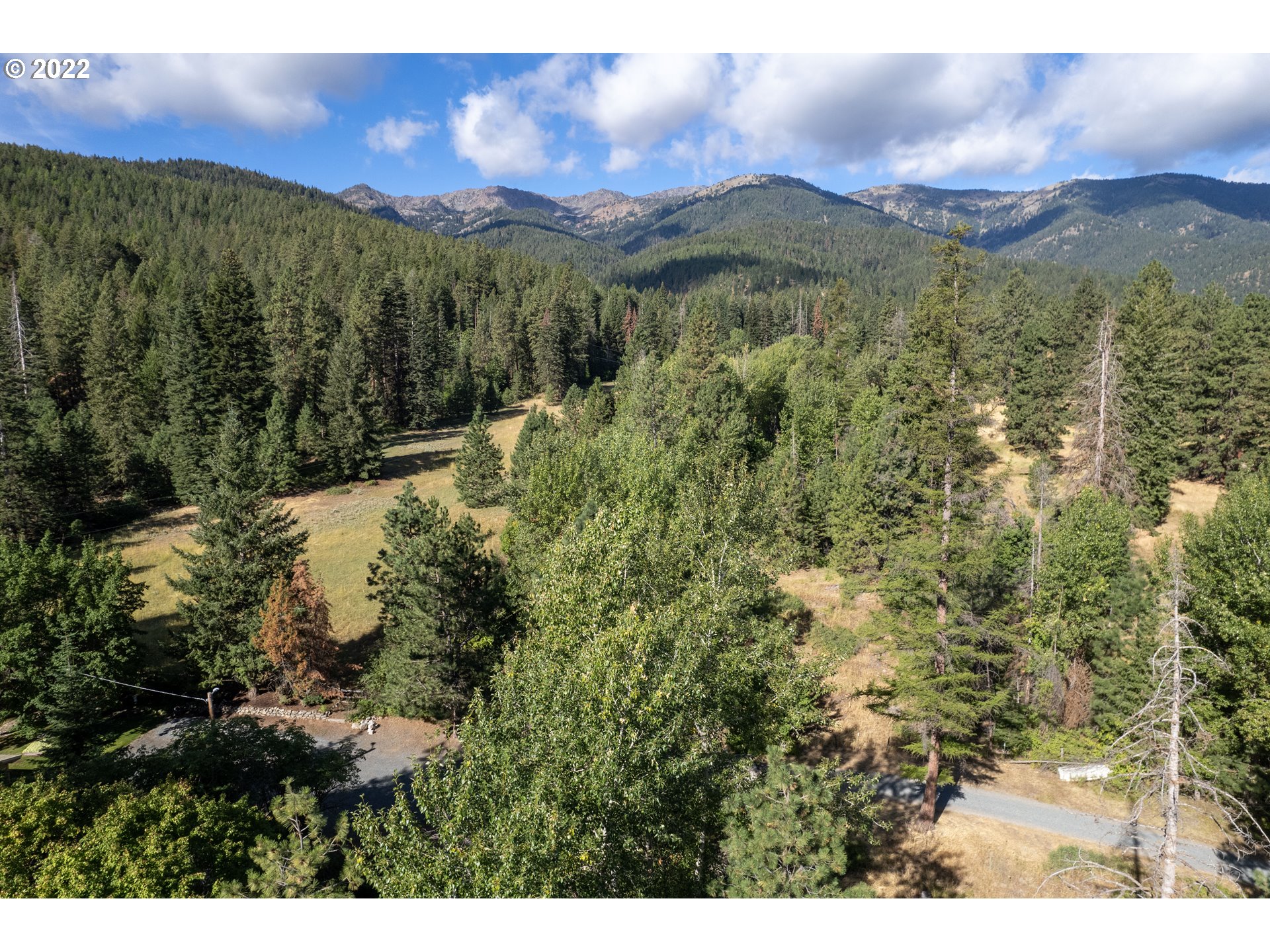 15084 MILL CRK LN