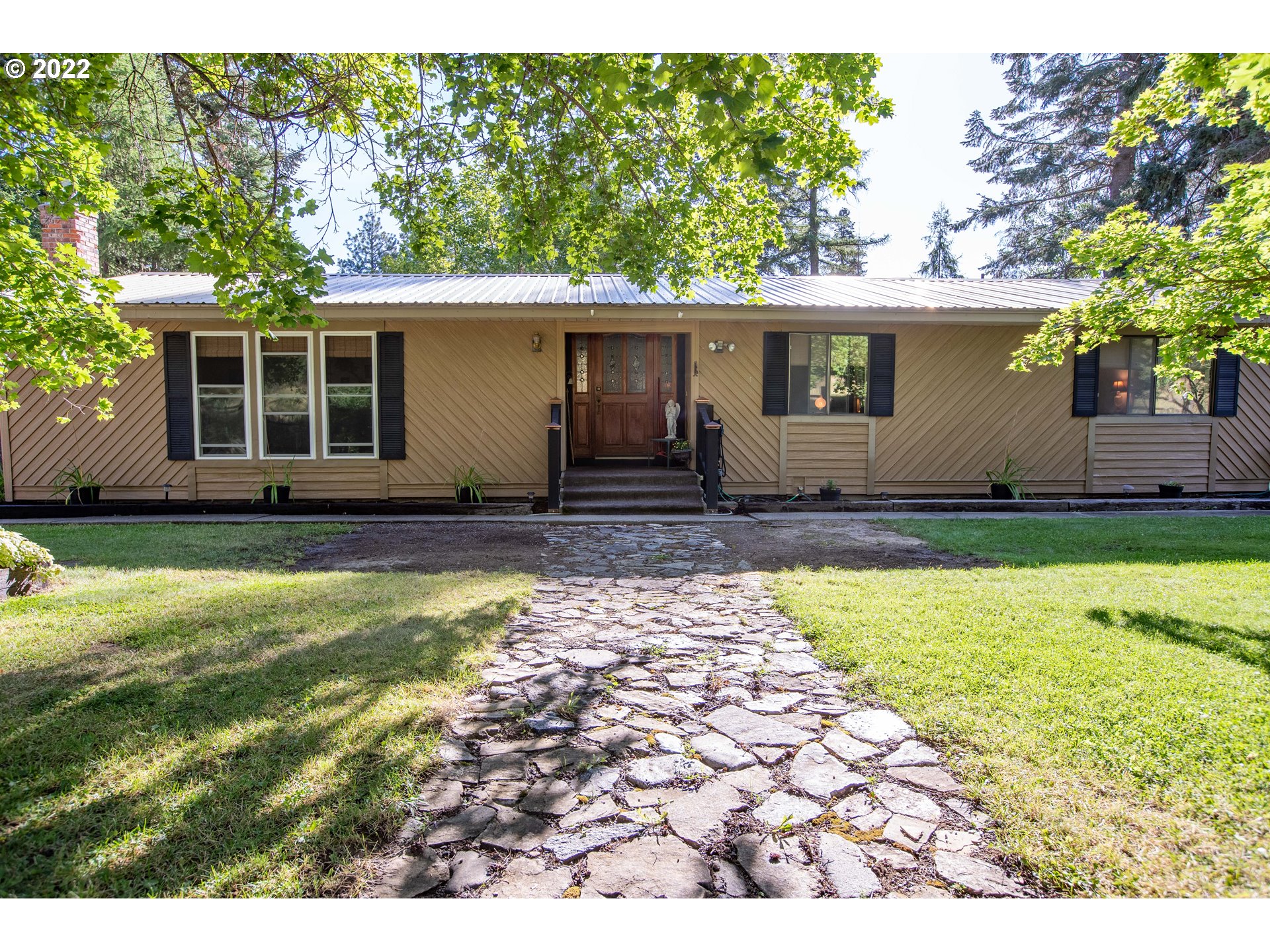 15084 MILL CRK LN