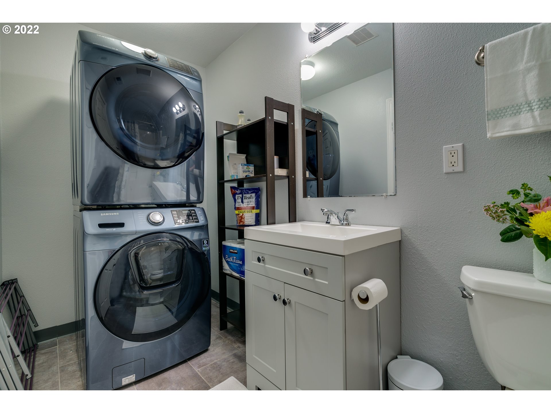 Photo #6: 22483146 Listing 