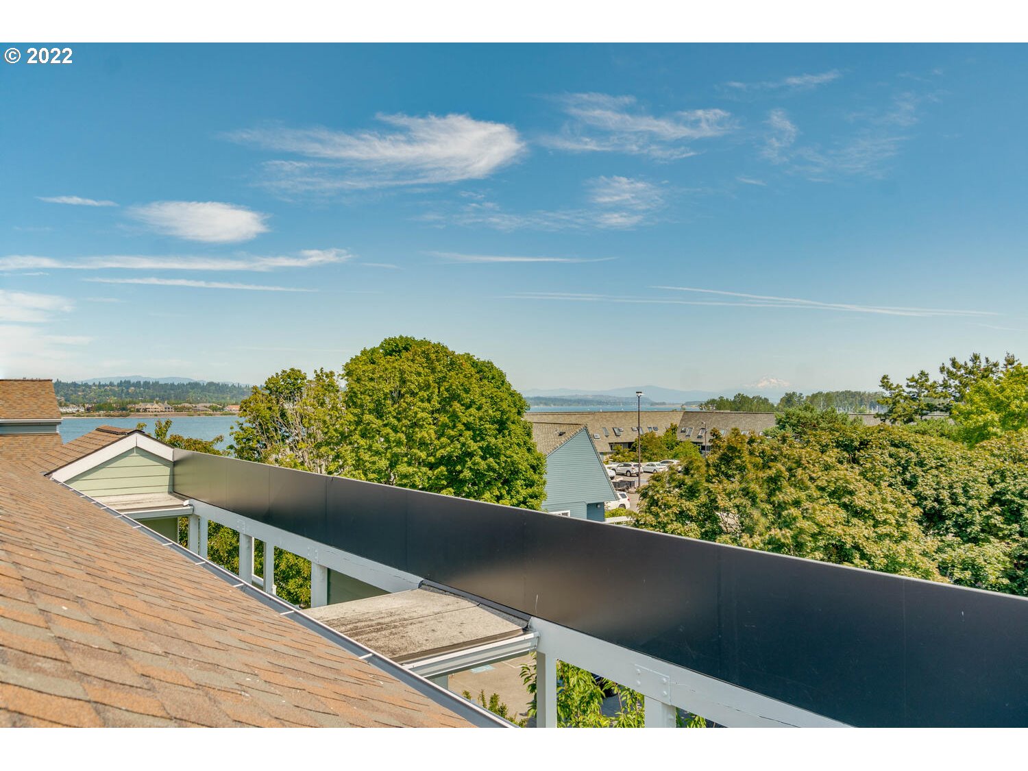 Photo #2: 22485263 Listing 
