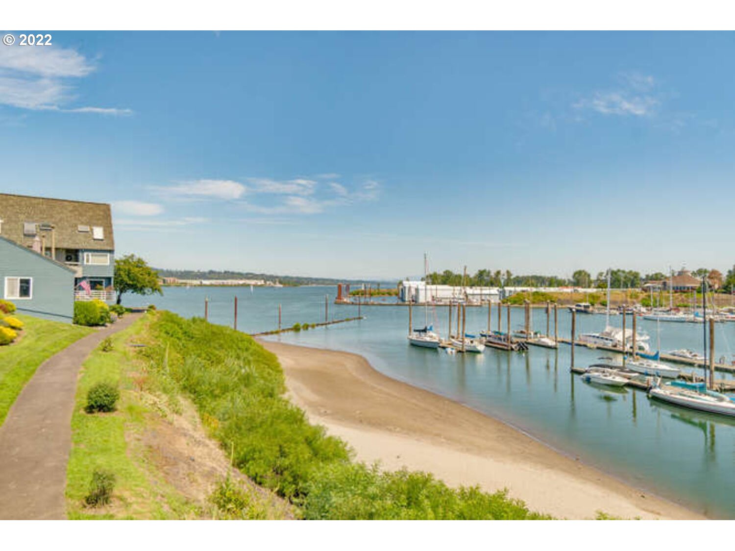 Photo #4: 22485263 Listing 