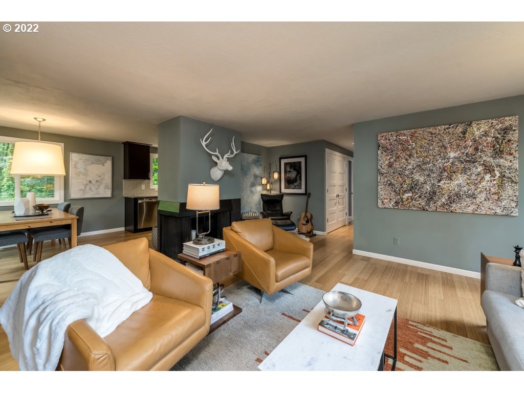 Photo #3: 22489948 Listing 