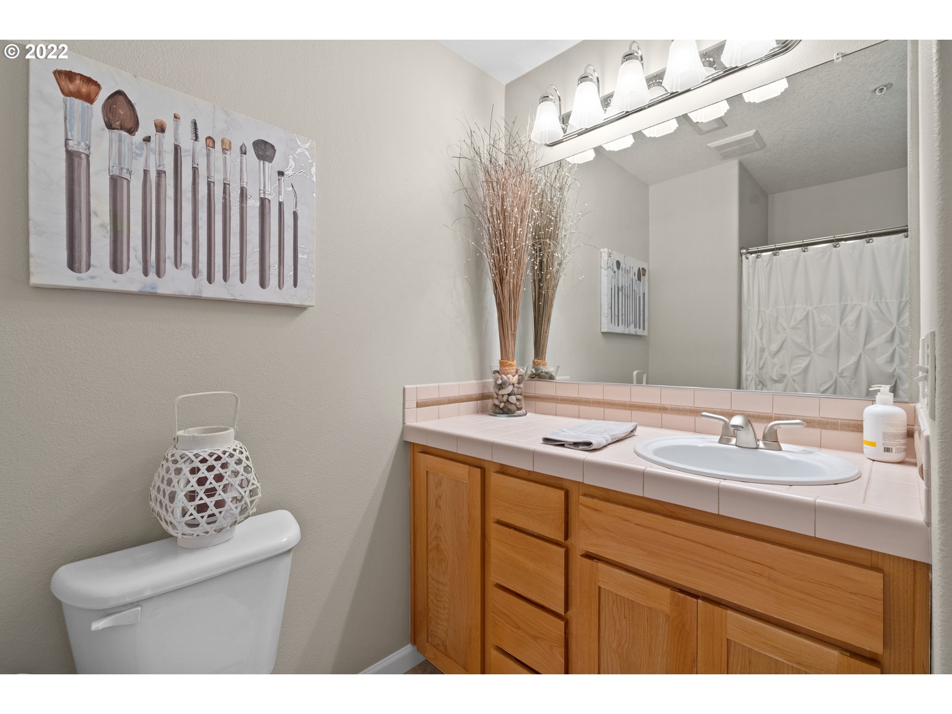 Photo #4: 22492002 Listing 