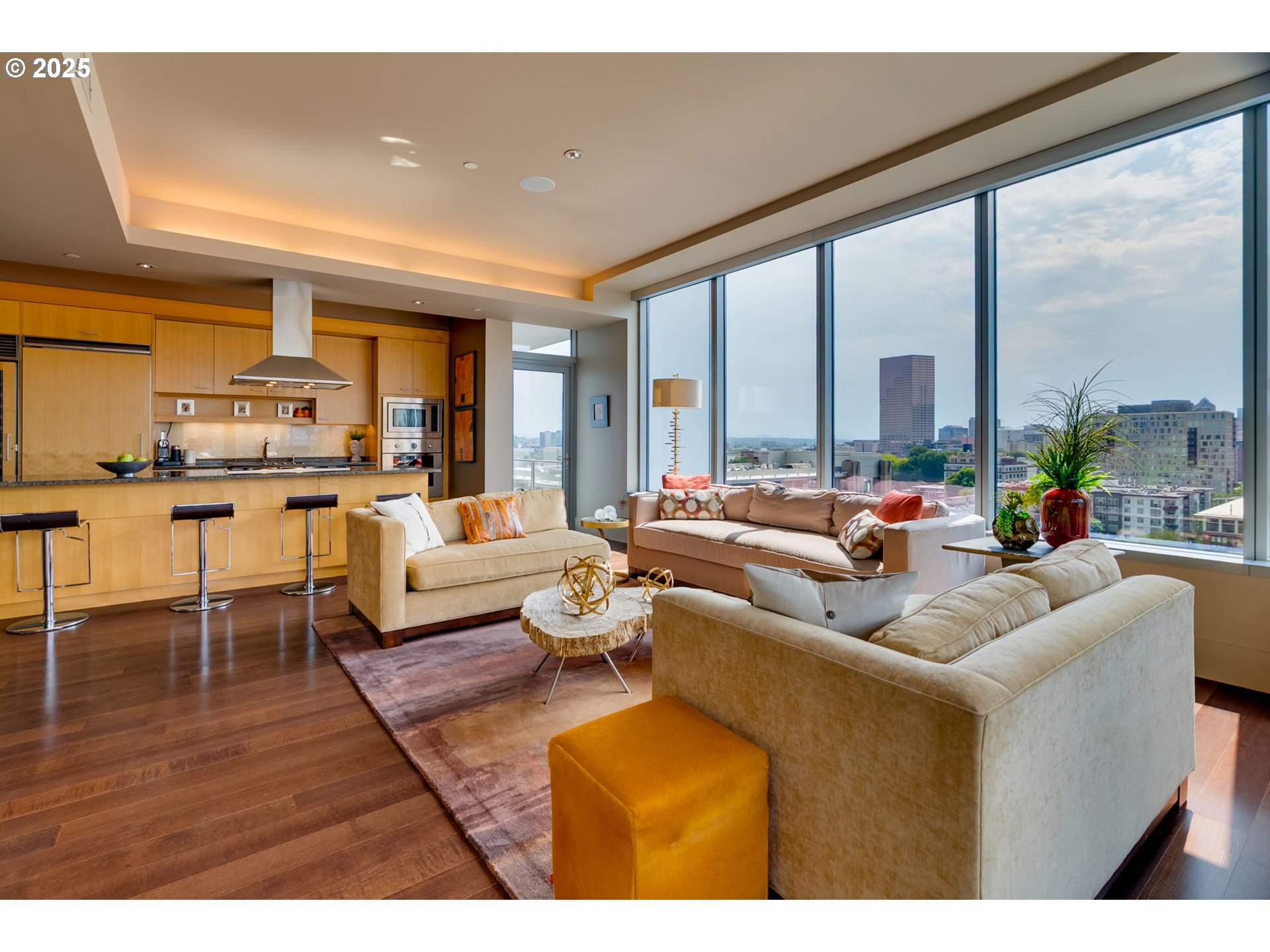 Photo #3: 224961789 Listing 