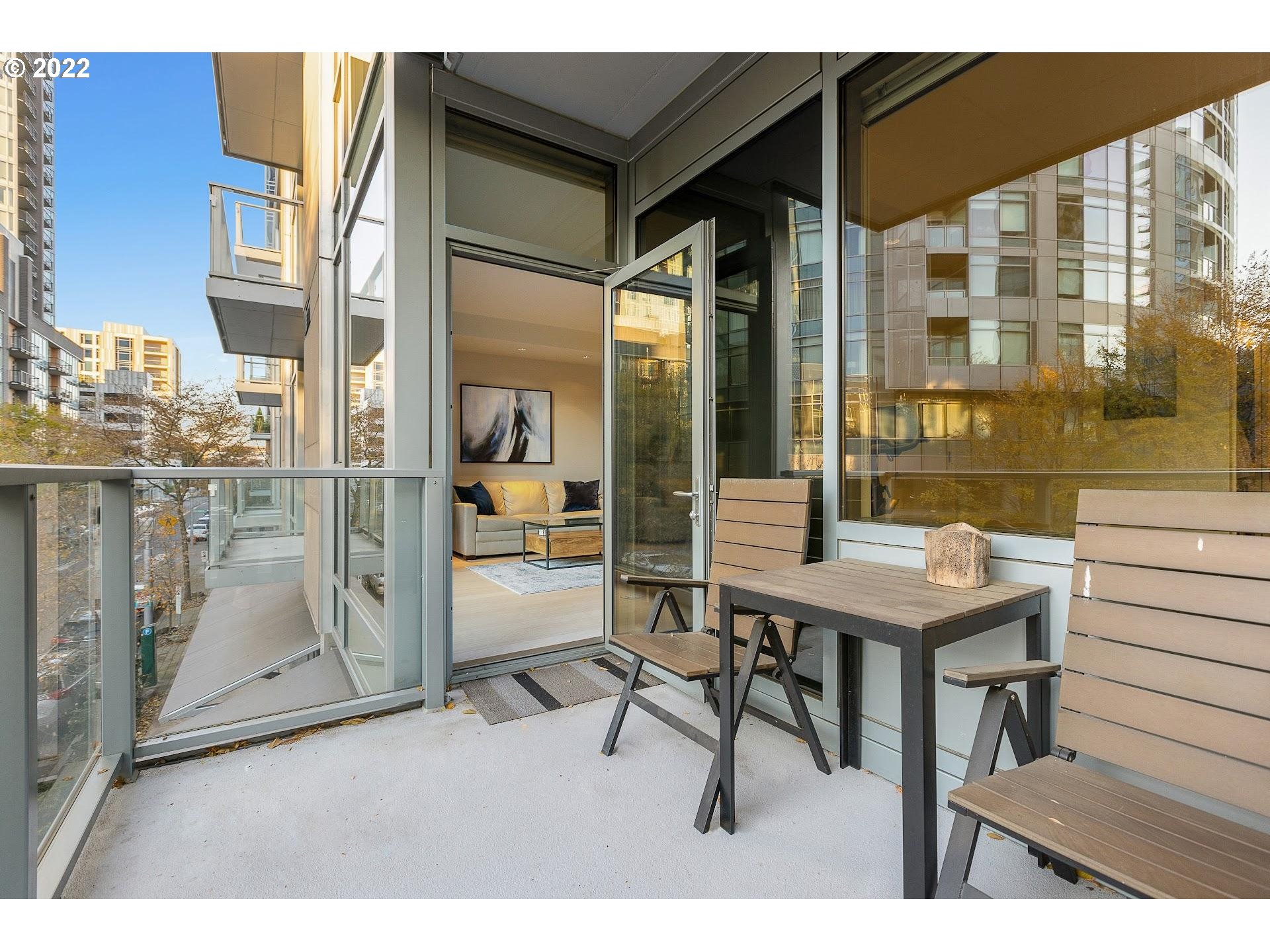 Photo #6: 22498889 Listing 