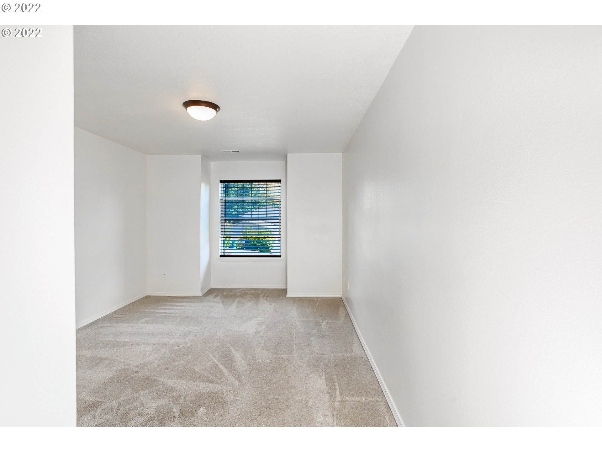 Photo #2: 22499567 Listing 