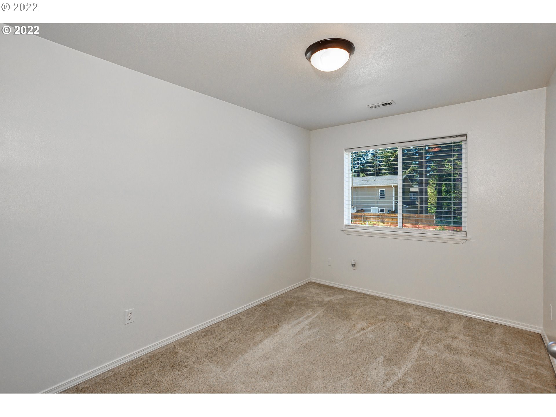 Photo #4: 22499567 Listing 
