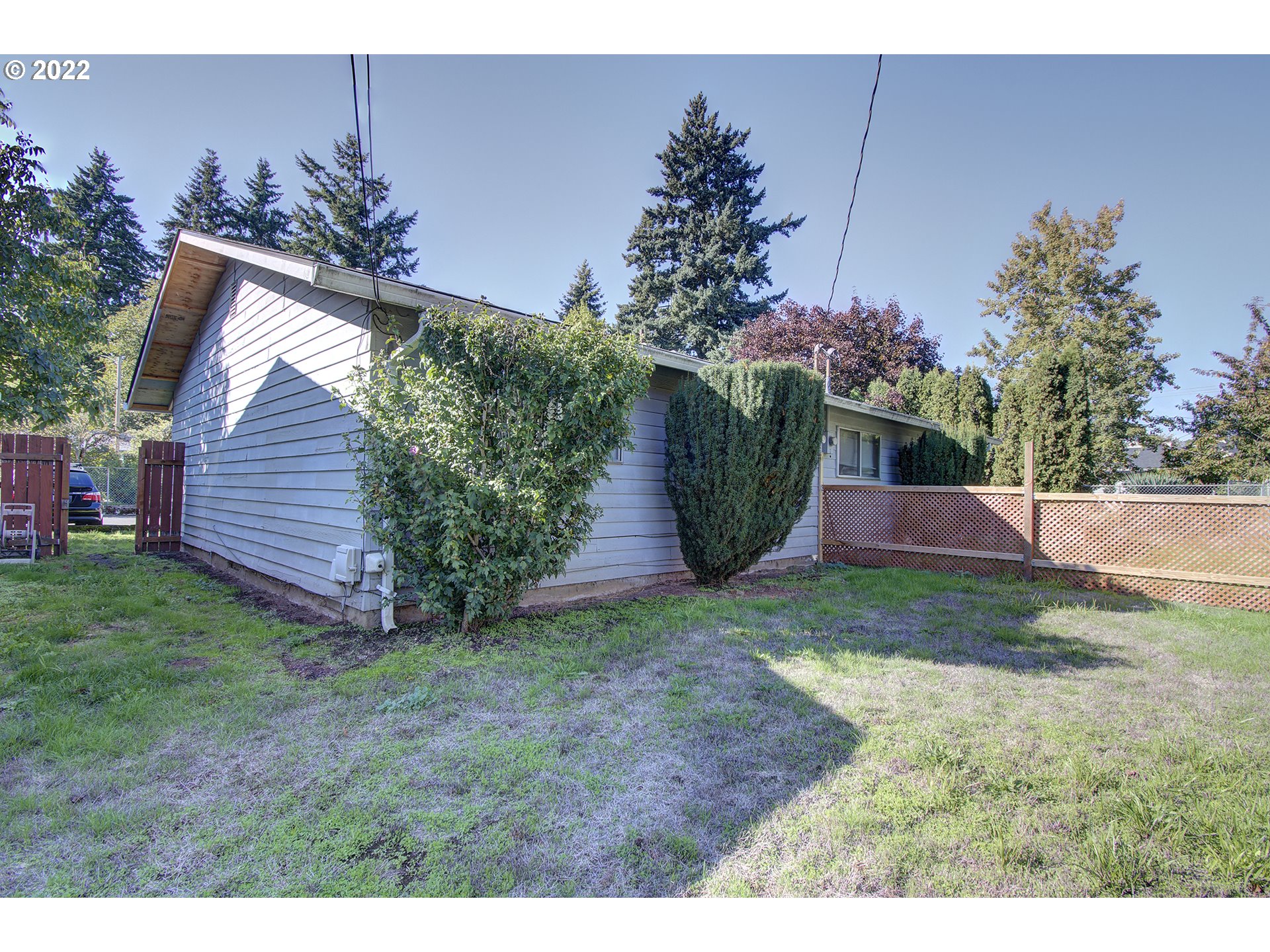 4208 E 17th St, Vancouver, WA 98661