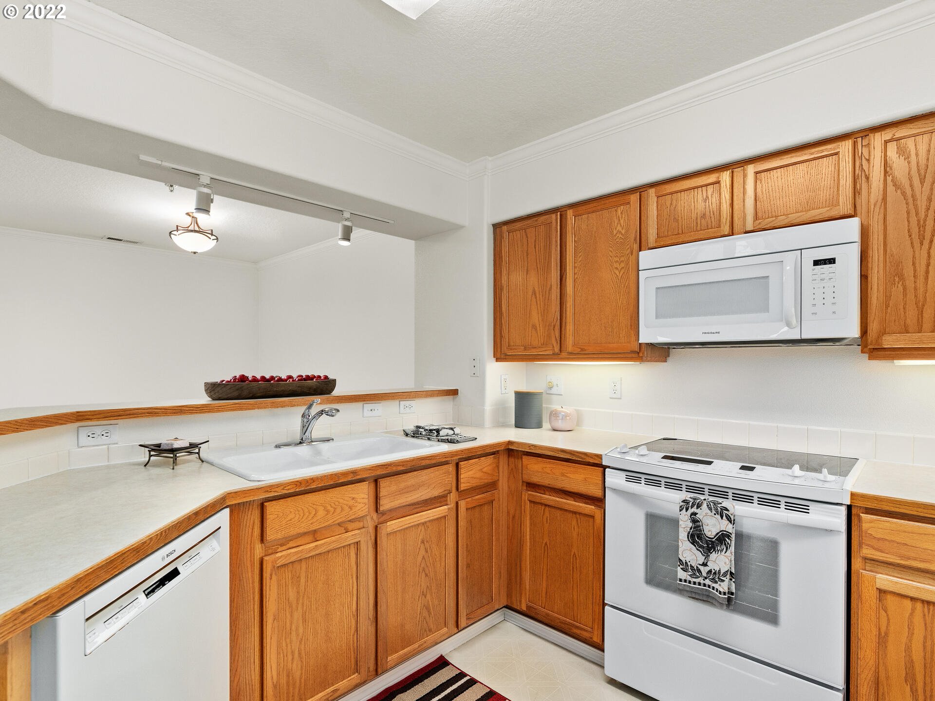 Photo #5: 22501410 Listing 