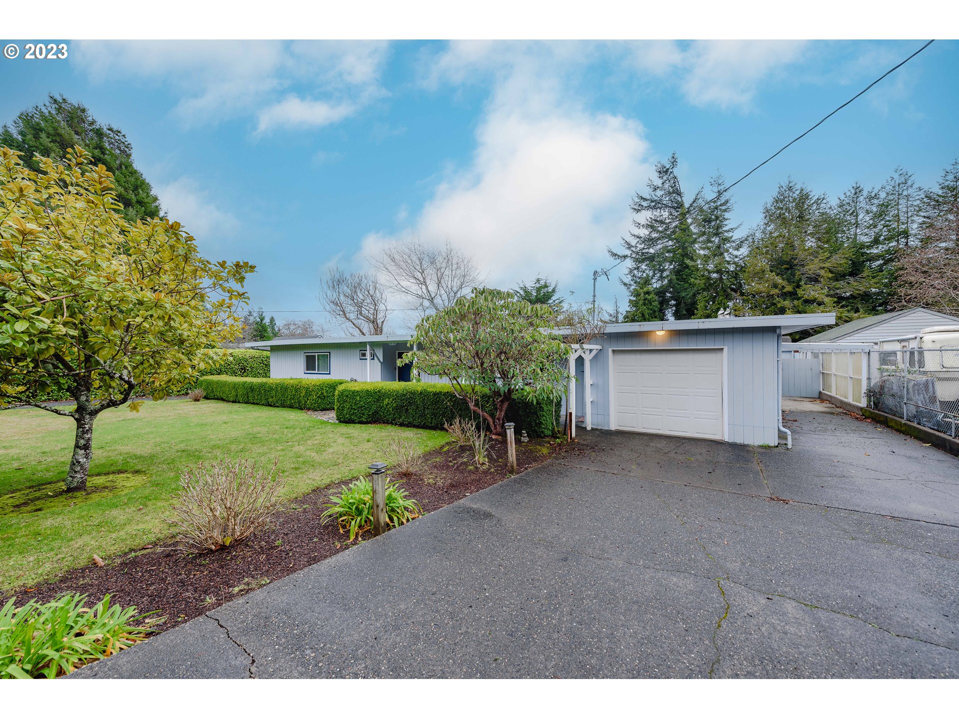 2680 BRUSSELLS, North Bend, OR 97459