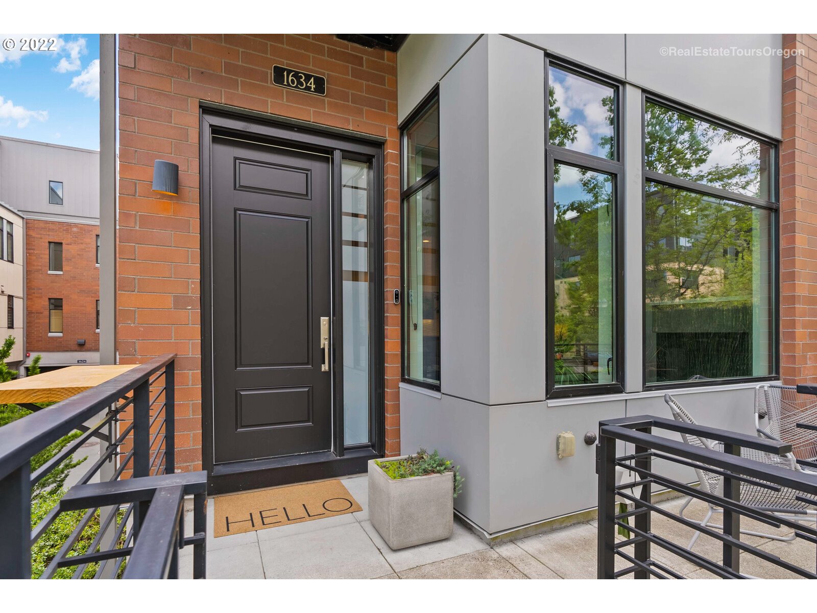 Photo #3: 22504596 Listing 