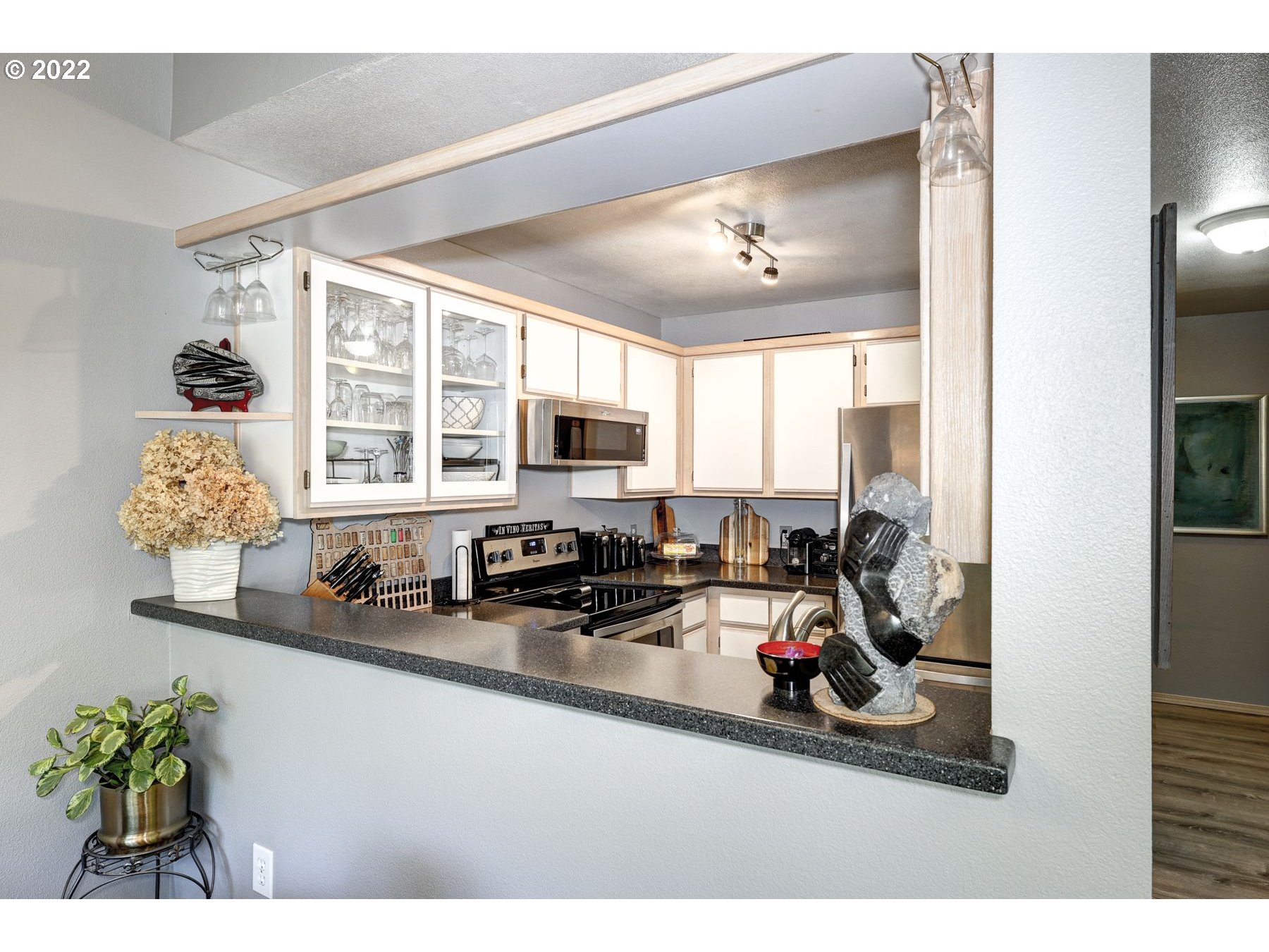 Photo #5: 22509962 Listing 