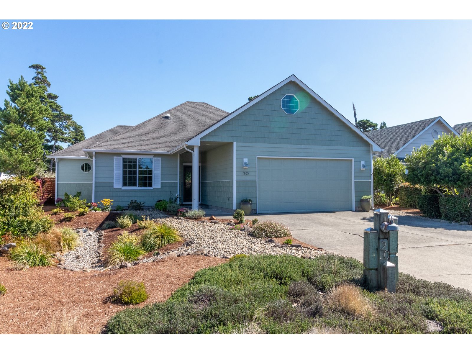 20 MARINERS LN, Florence, OR 