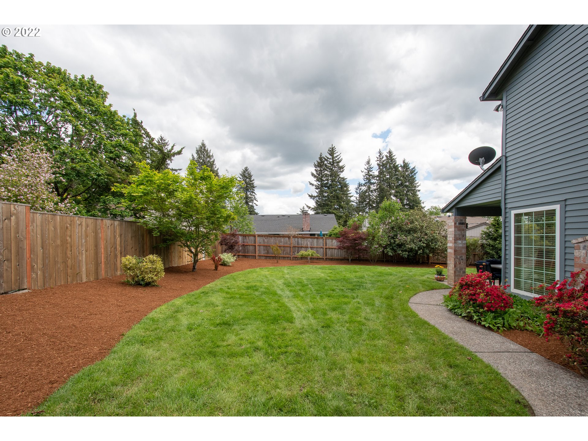 2707 SE Briarwood Dr, Vancouver, WA 98683