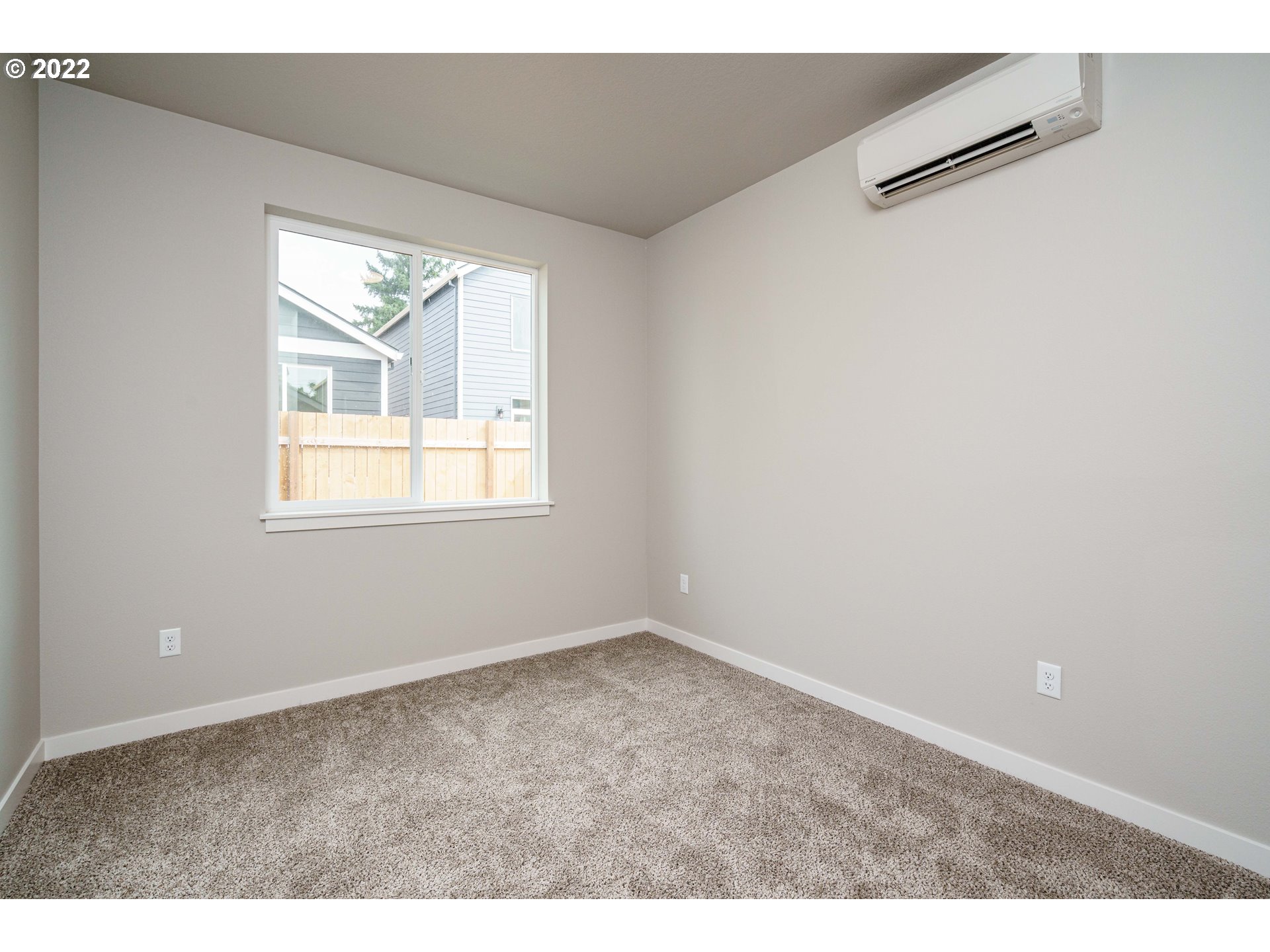 Photo #3: 22523913 Listing 