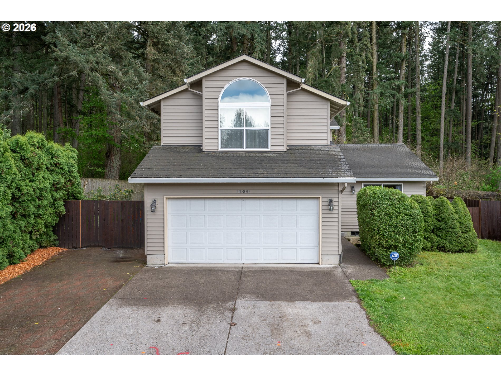 14300 SE CENTER ST, Portland, OR, 97236