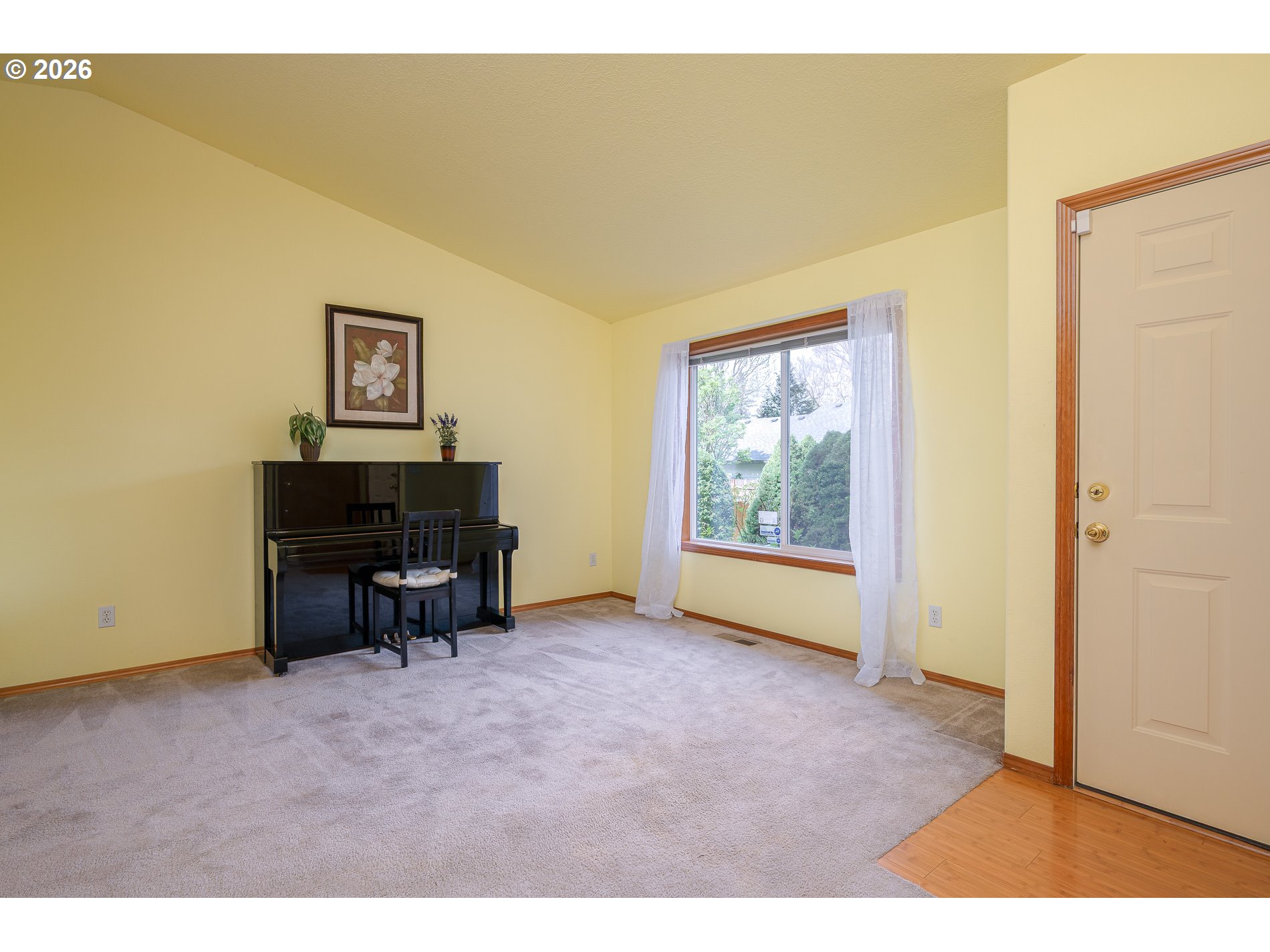 14300 SE CENTER ST, Portland, OR, 97236