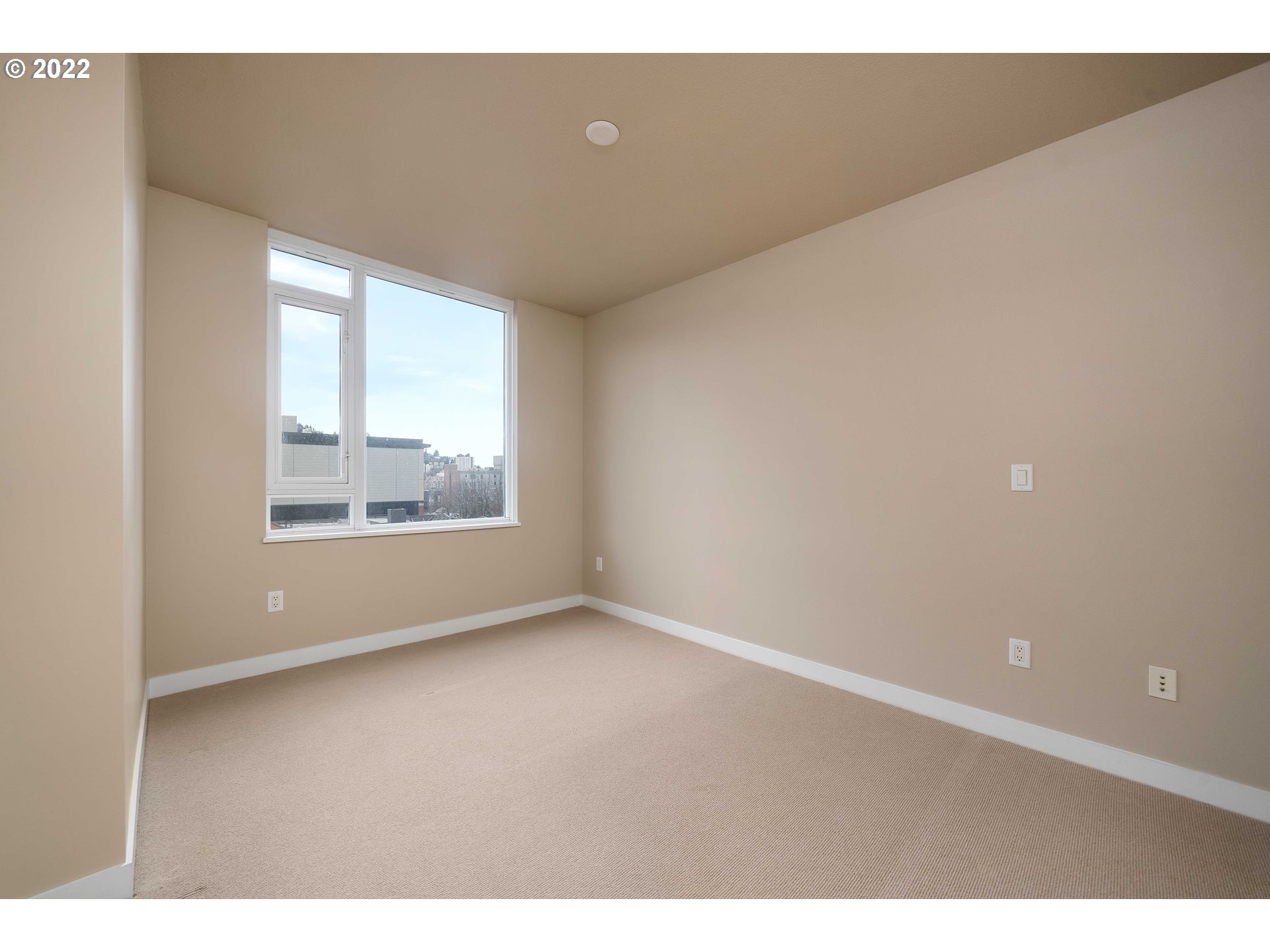 Photo #3: 22528684 Listing 
