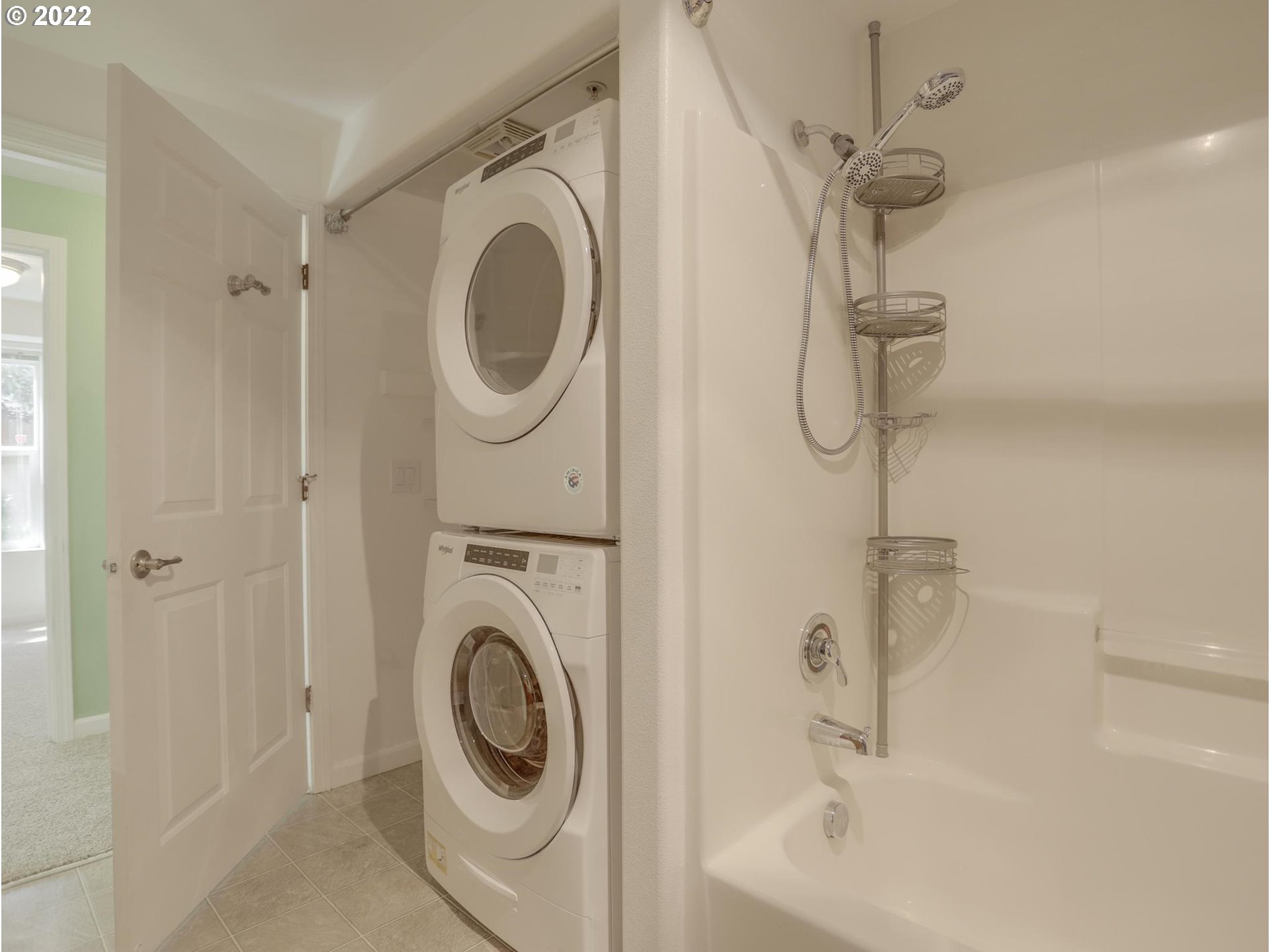 Photo #3: 22529842 Listing 