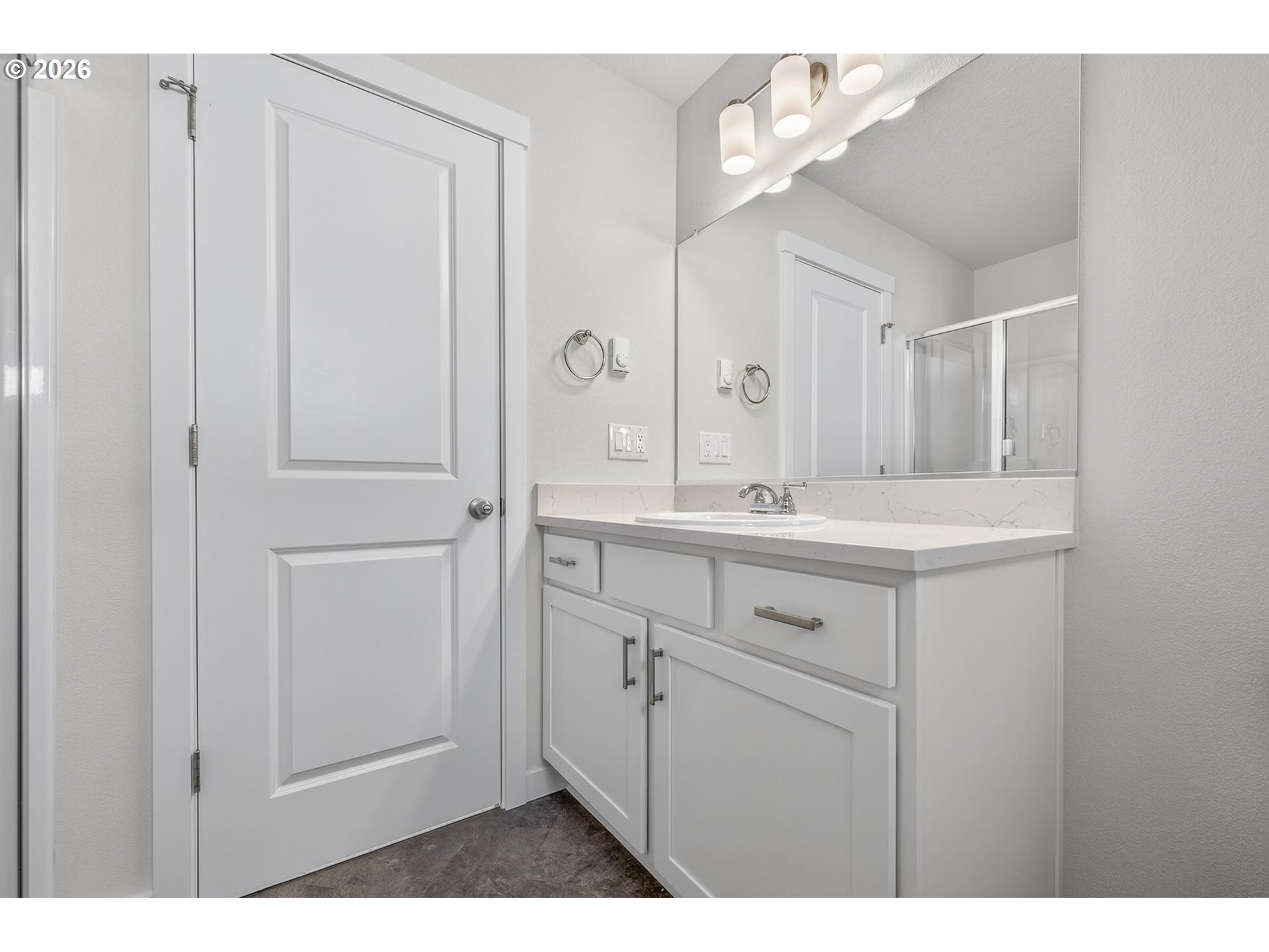 Photo #16: 225299844 Listing: Photo #16