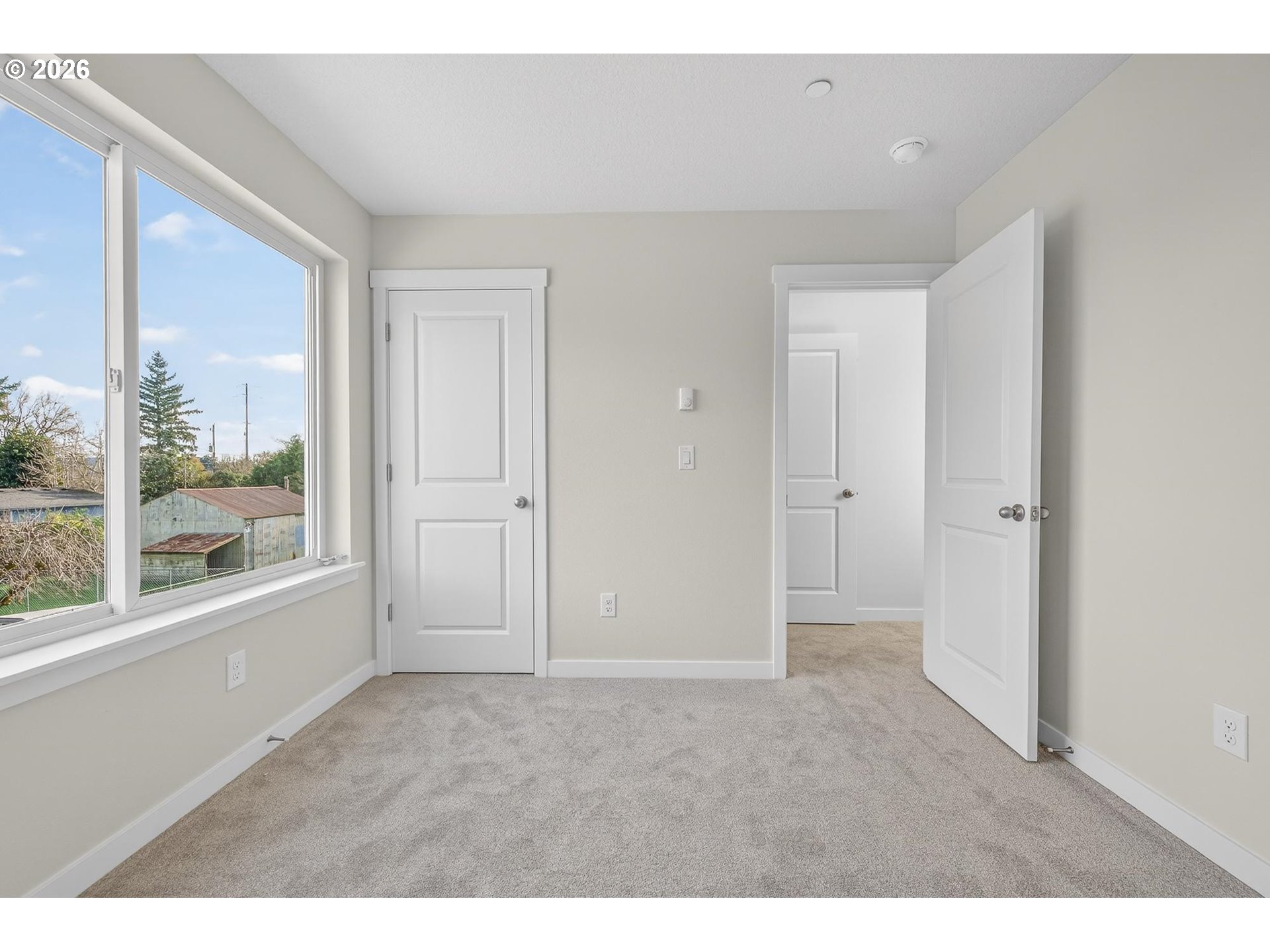 Photo #23: 225299844 Listing: Photo #23