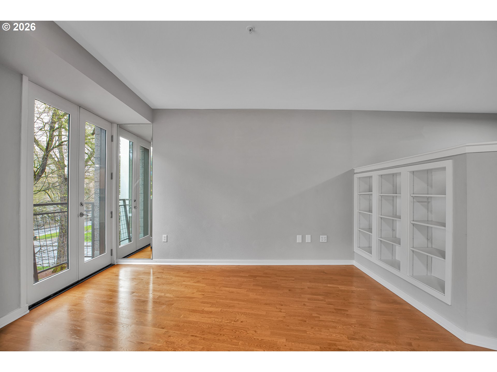 Photo #24: 225301041 Listing: Photo #24