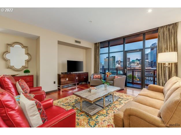 Photo #5: 22532463 Listing 