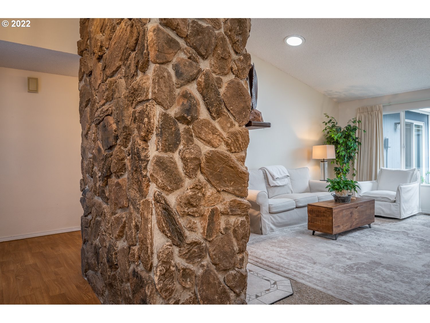 Photo #3: 22533341 Listing 