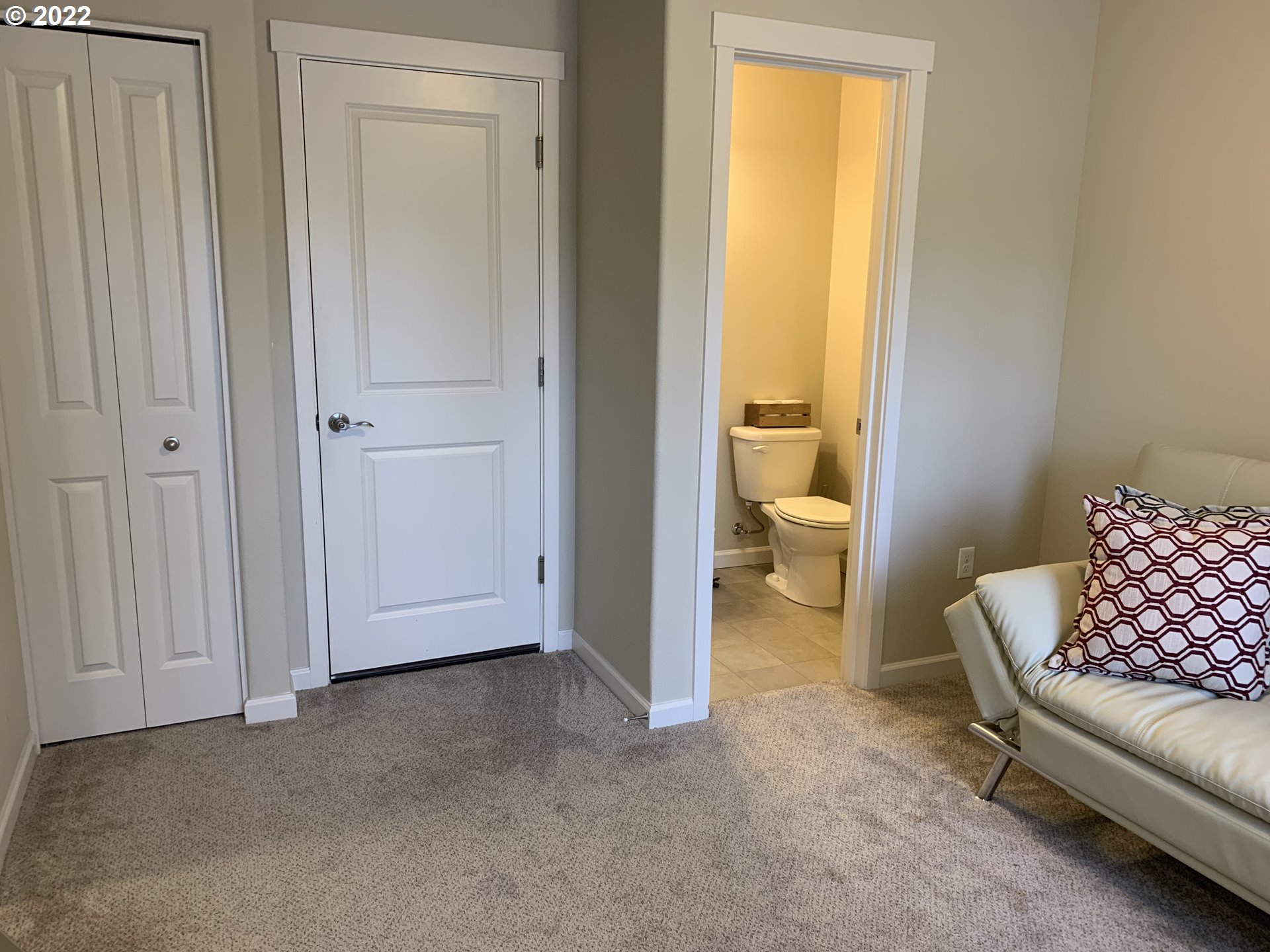 Photo #4: 22539612 Listing 