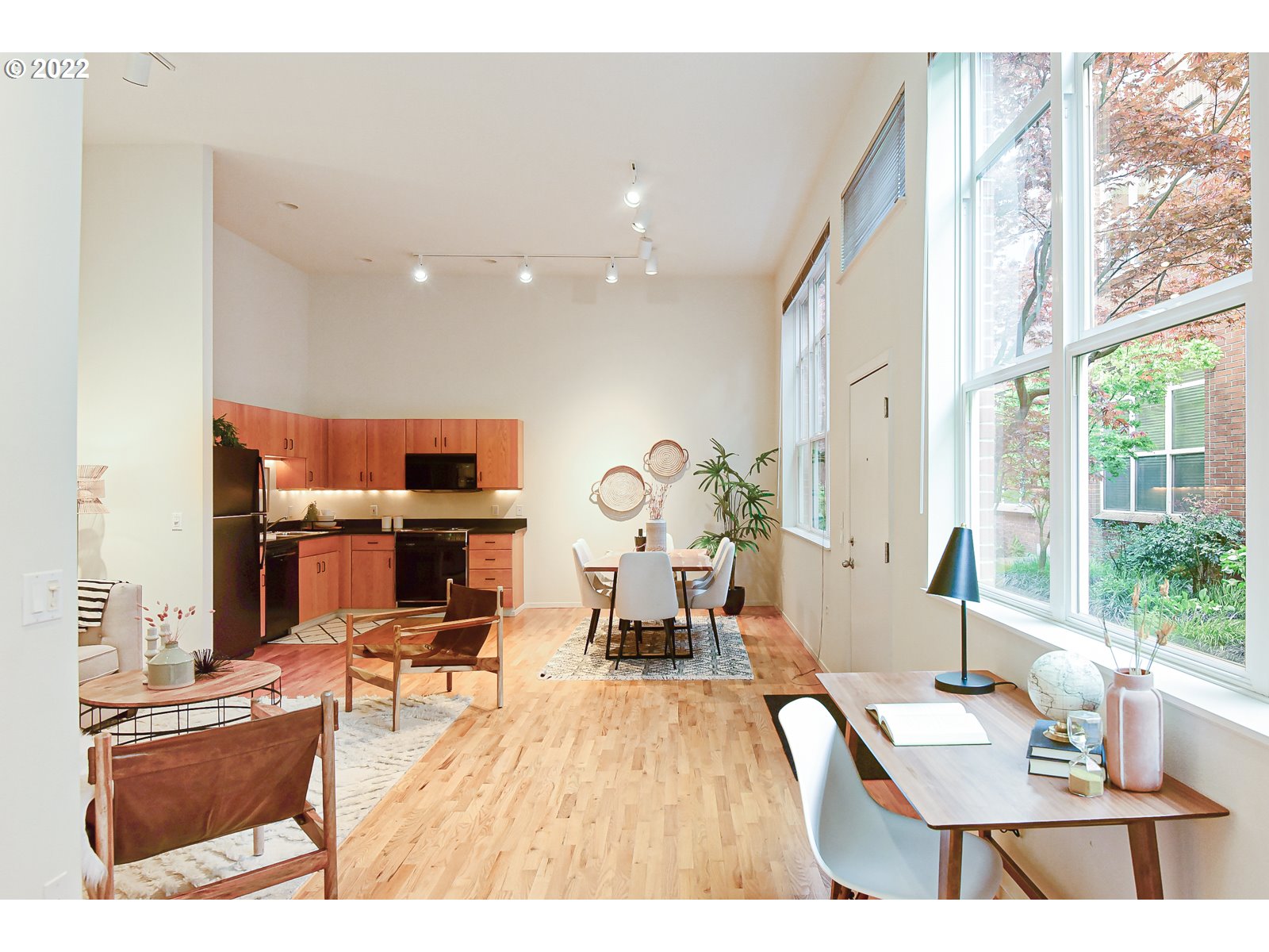 Photo #6: 22546332 Listing 