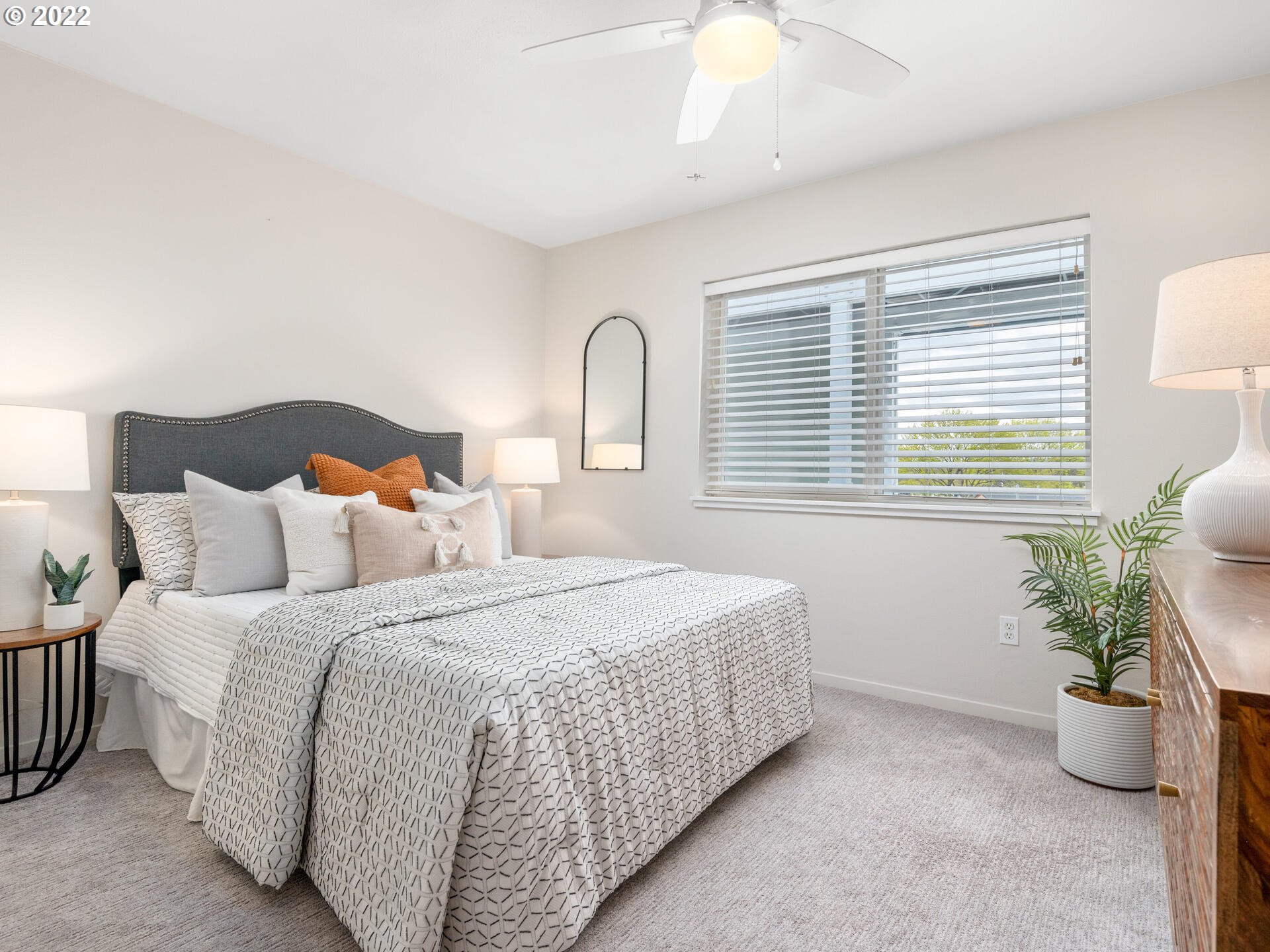 Photo #2: 22548739 Listing 