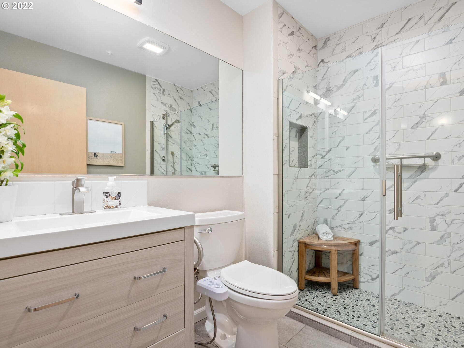 Photo #5: 22548739 Listing 