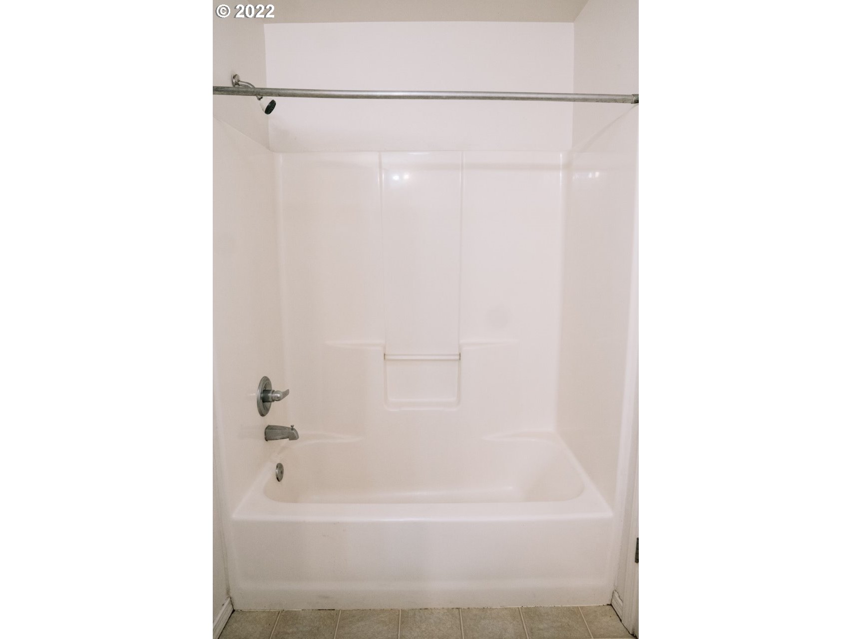 Photo #4: 22555091 Listing 