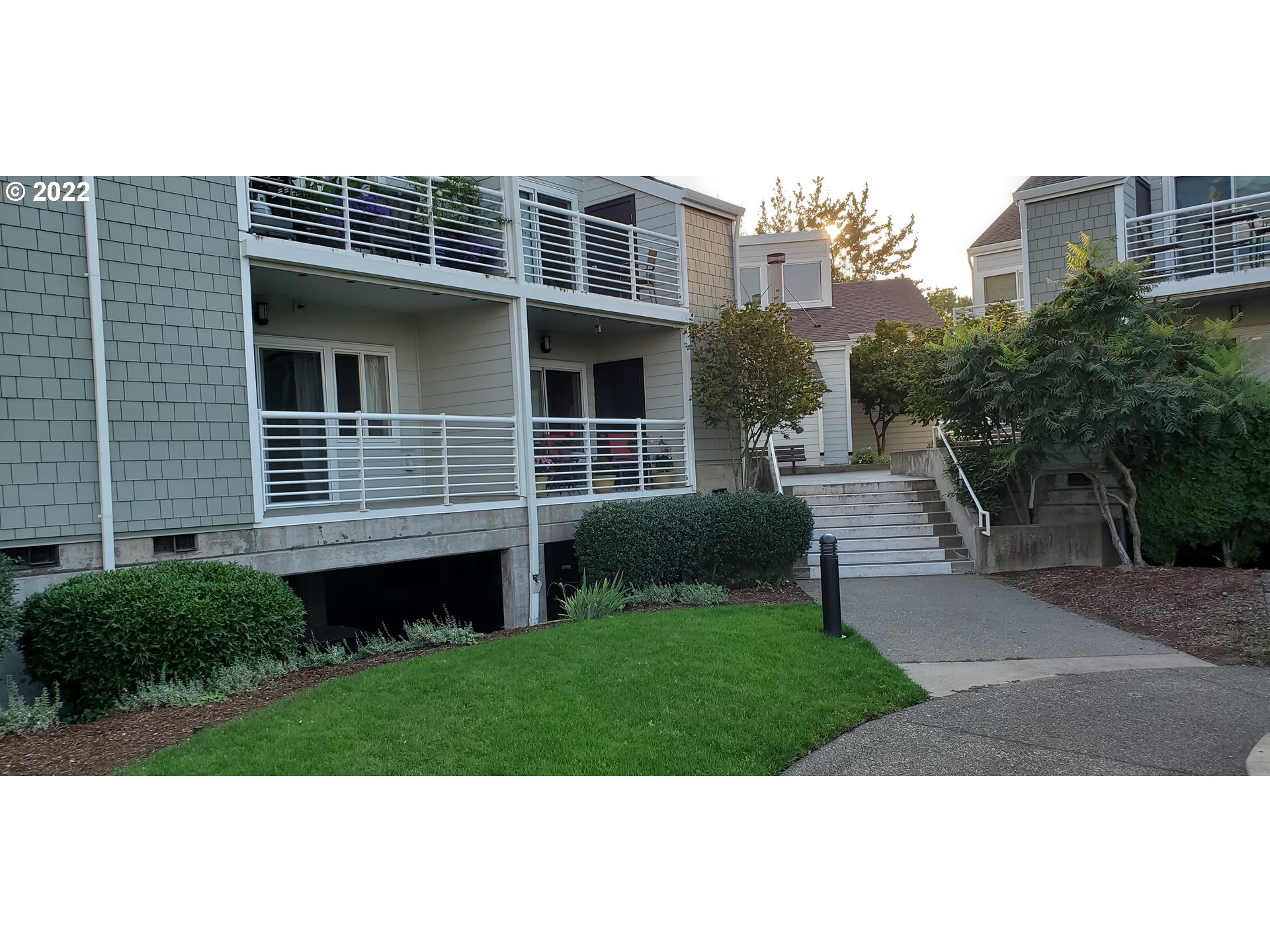 Photo #6: 22556397 Listing 