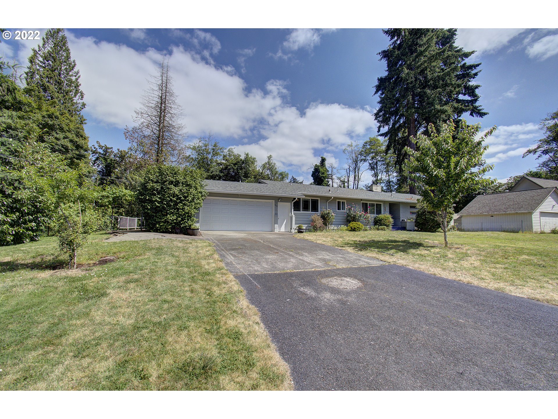 1914 SE 101st Ave, Vancouver, WA 98664