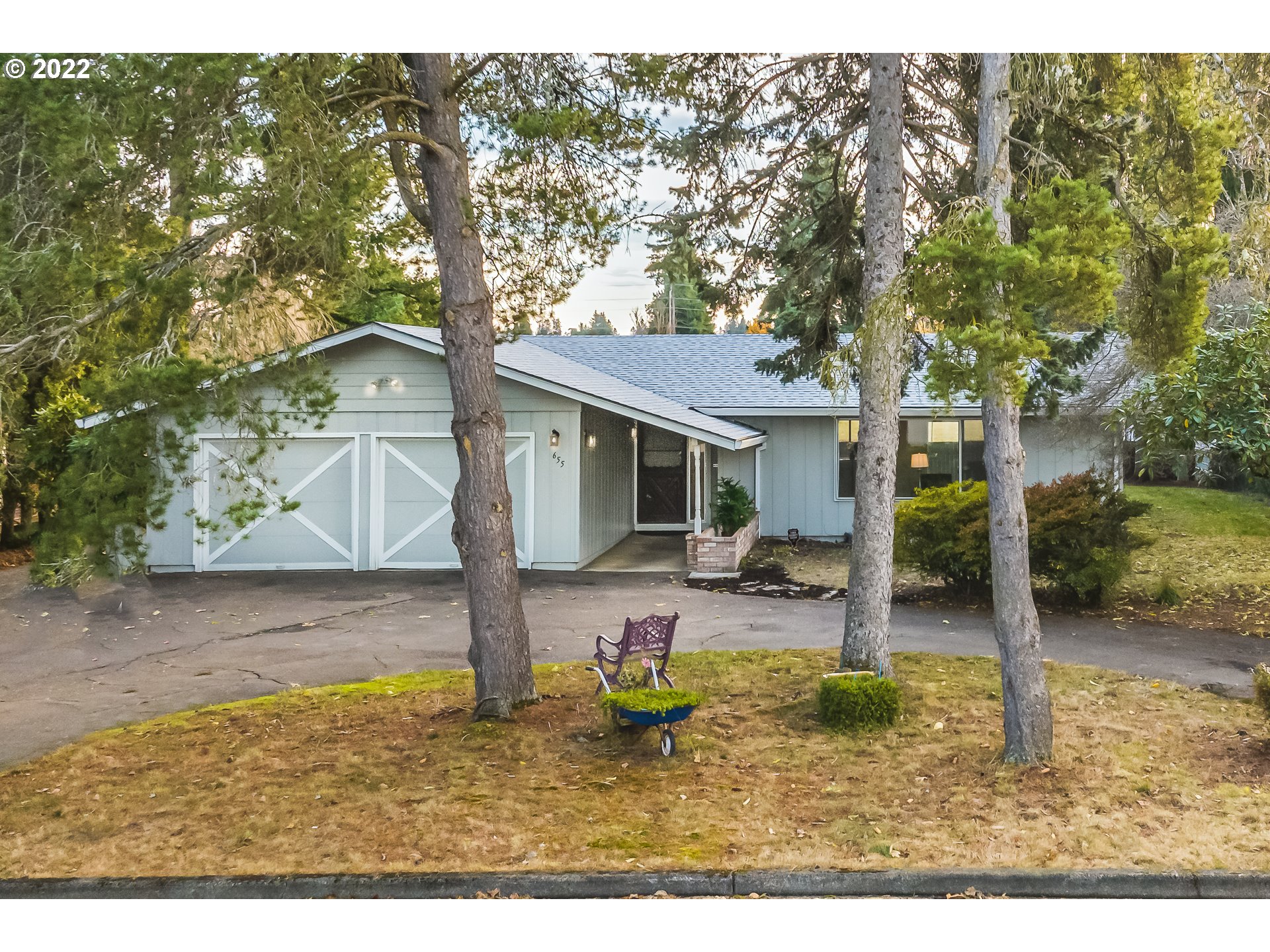 655 NE 20TH AVE, Canby, OR 97013