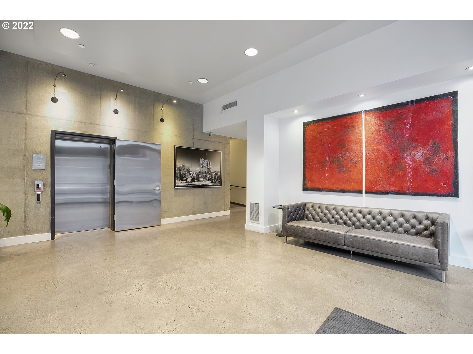 Photo #4: 22559729 Listing 