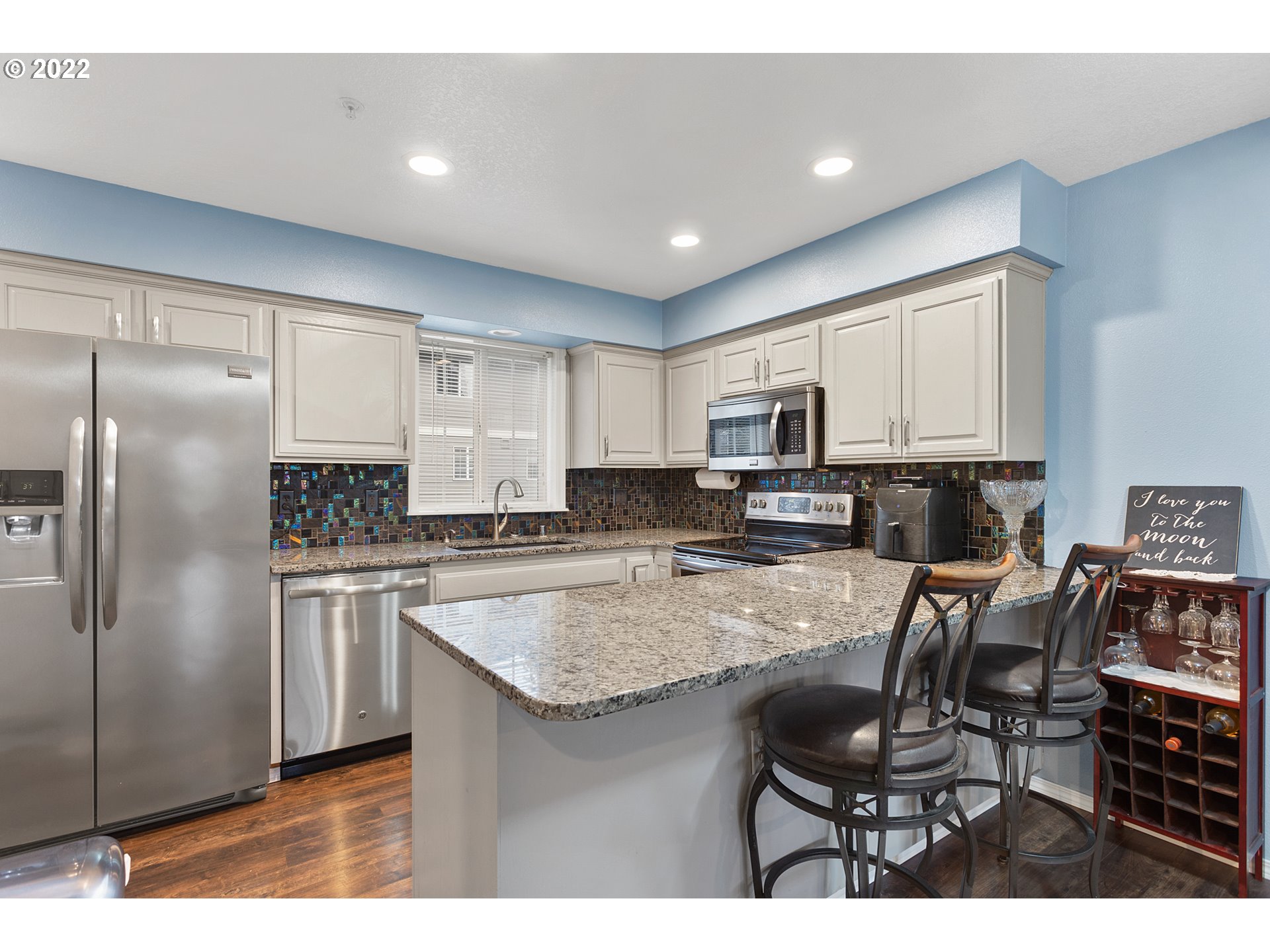 Photo #6: 22563373 Listing 