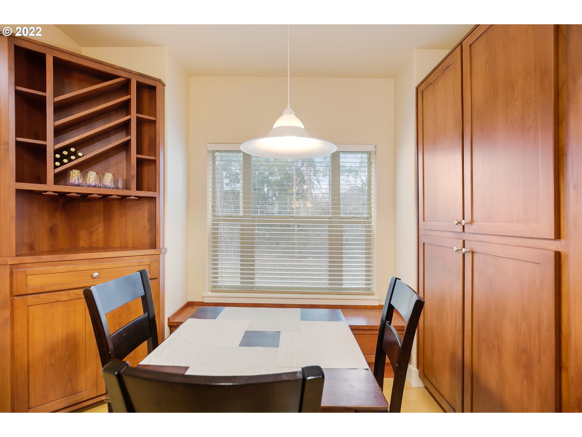 Photo #6: 22567704 Listing 