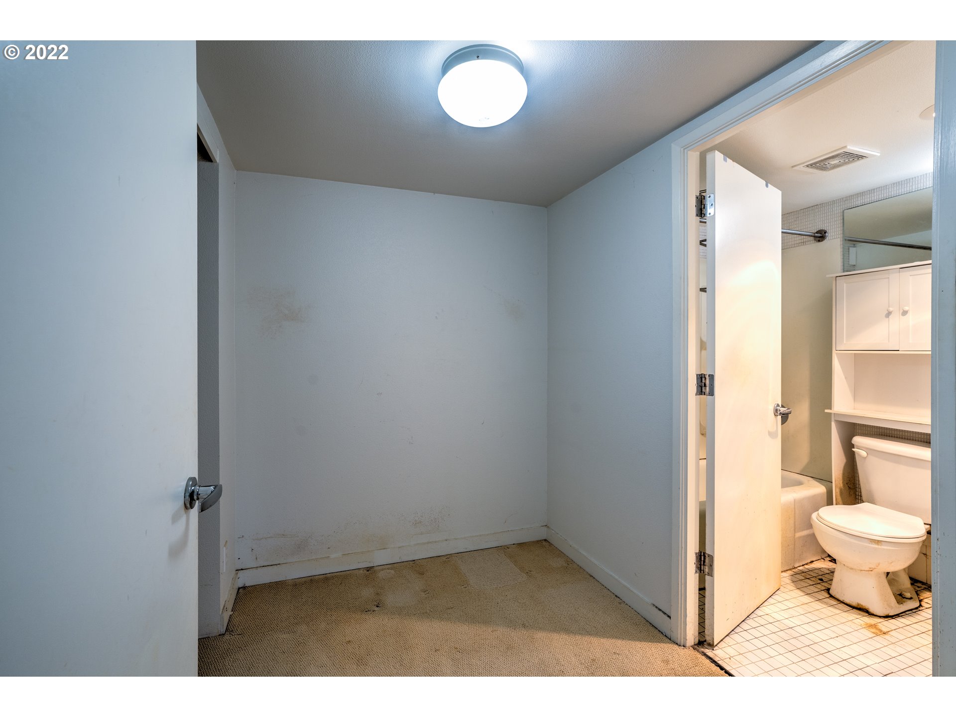 Photo #6: 22571445 Listing 