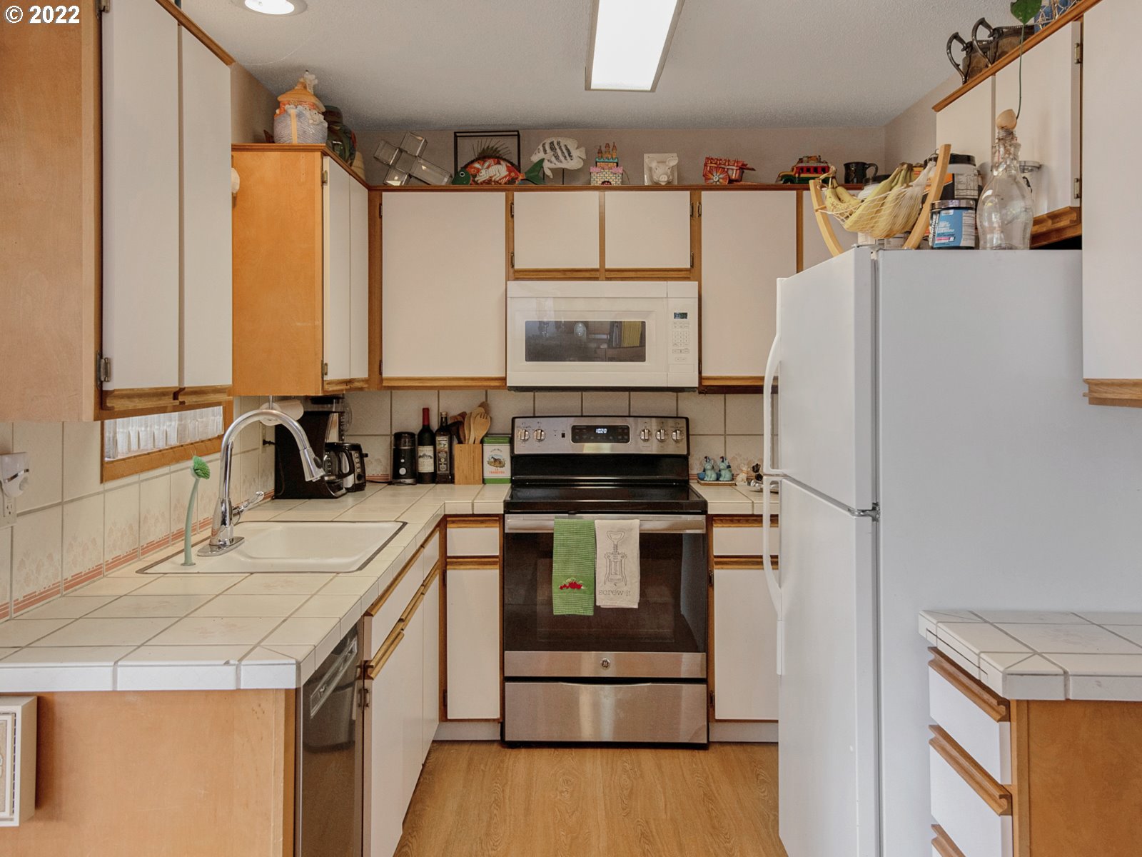 Photo #6: 22571717 Listing 