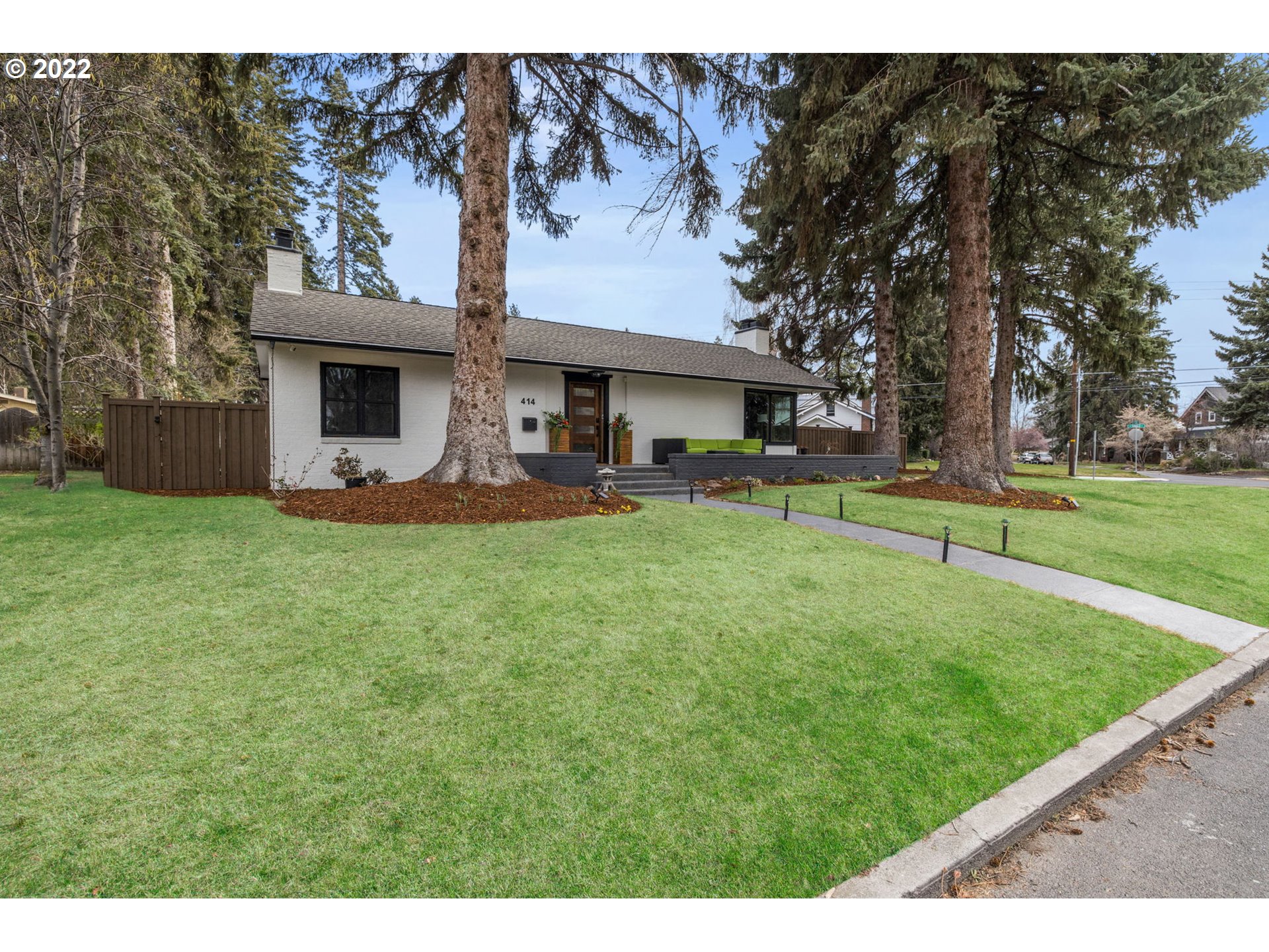 414 NW STATE ST, Bend, OR 