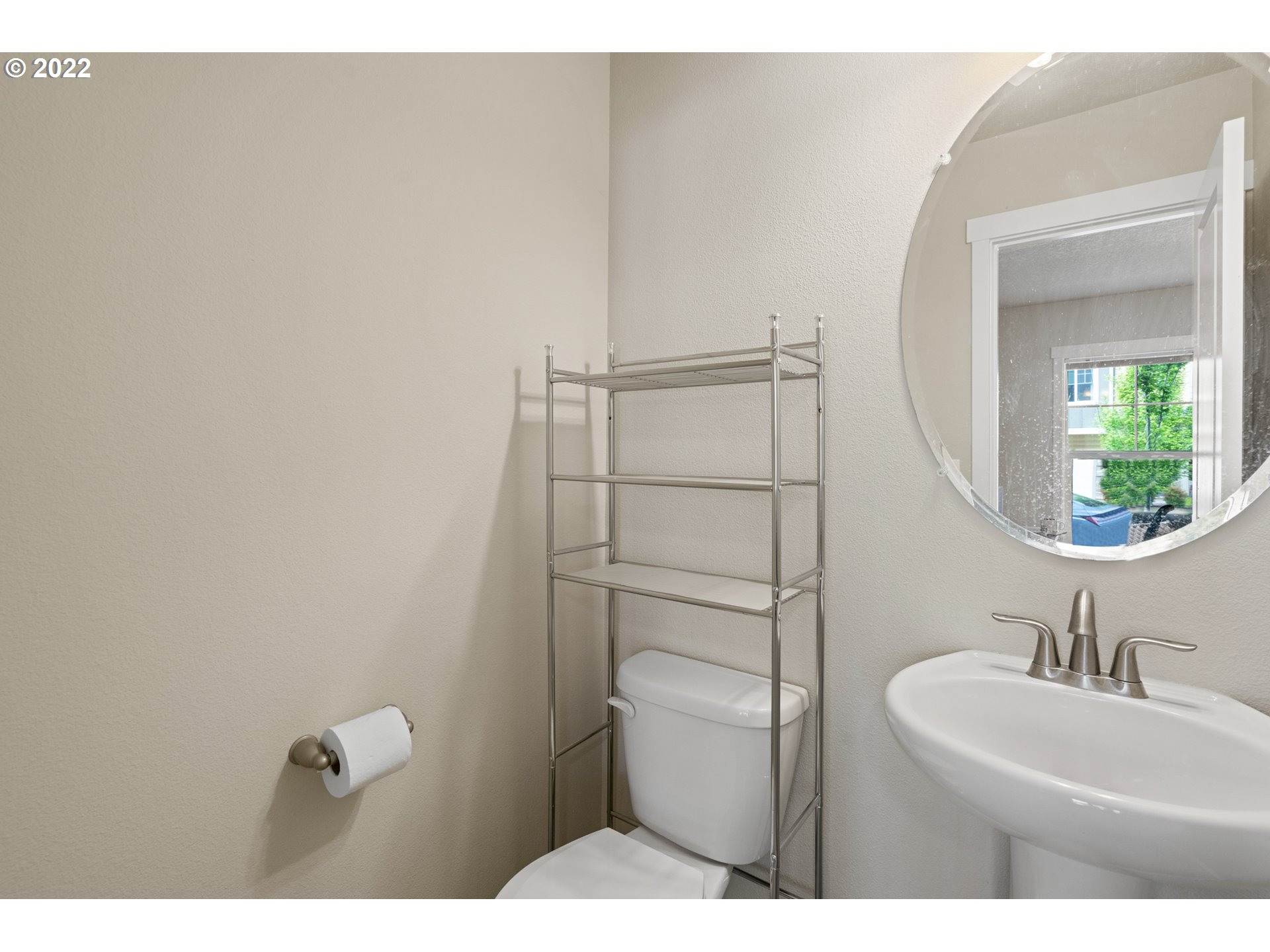 MLS: 22572438 Condo For Sale