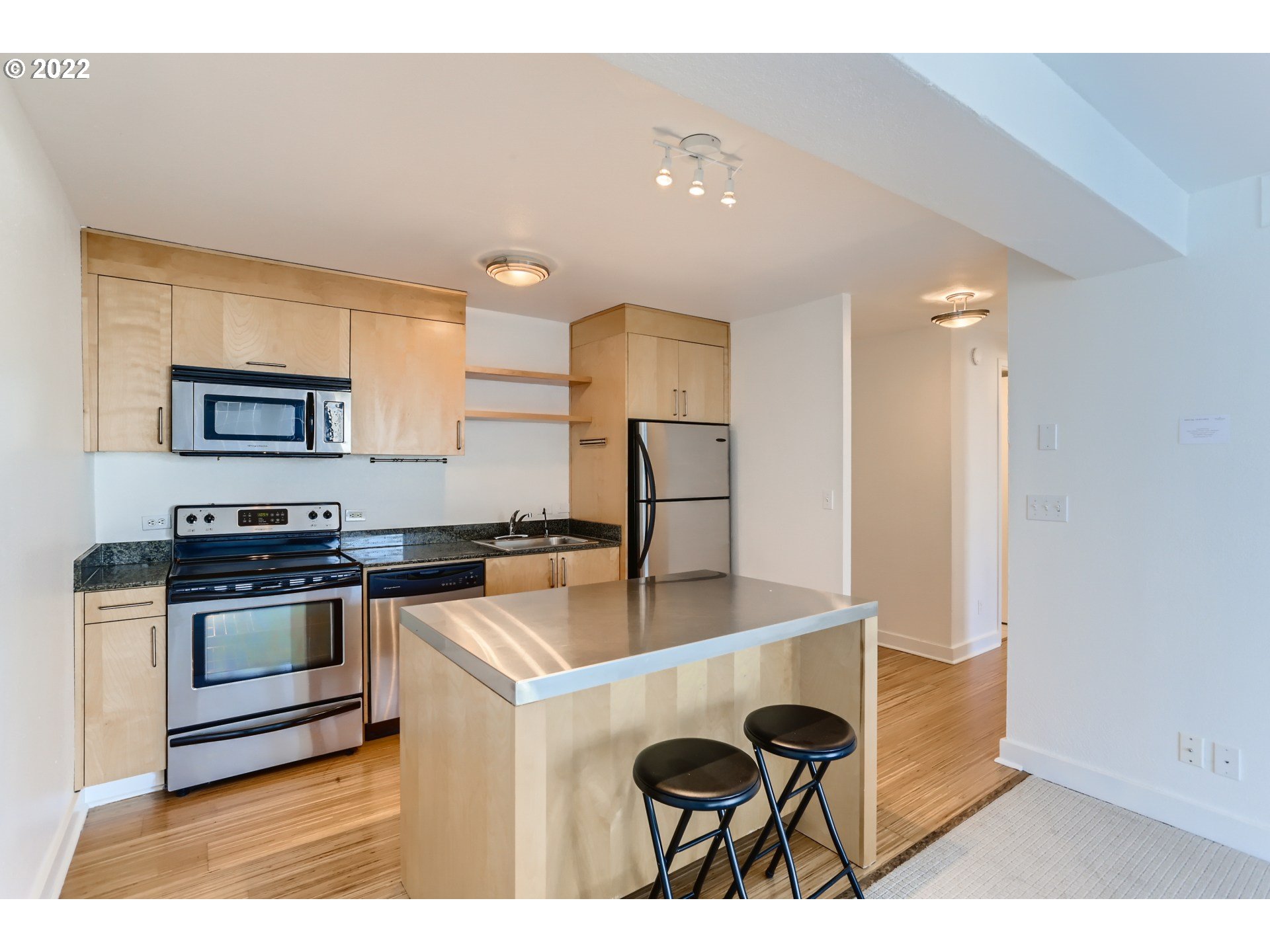 Photo #4: 22574039 Listing 